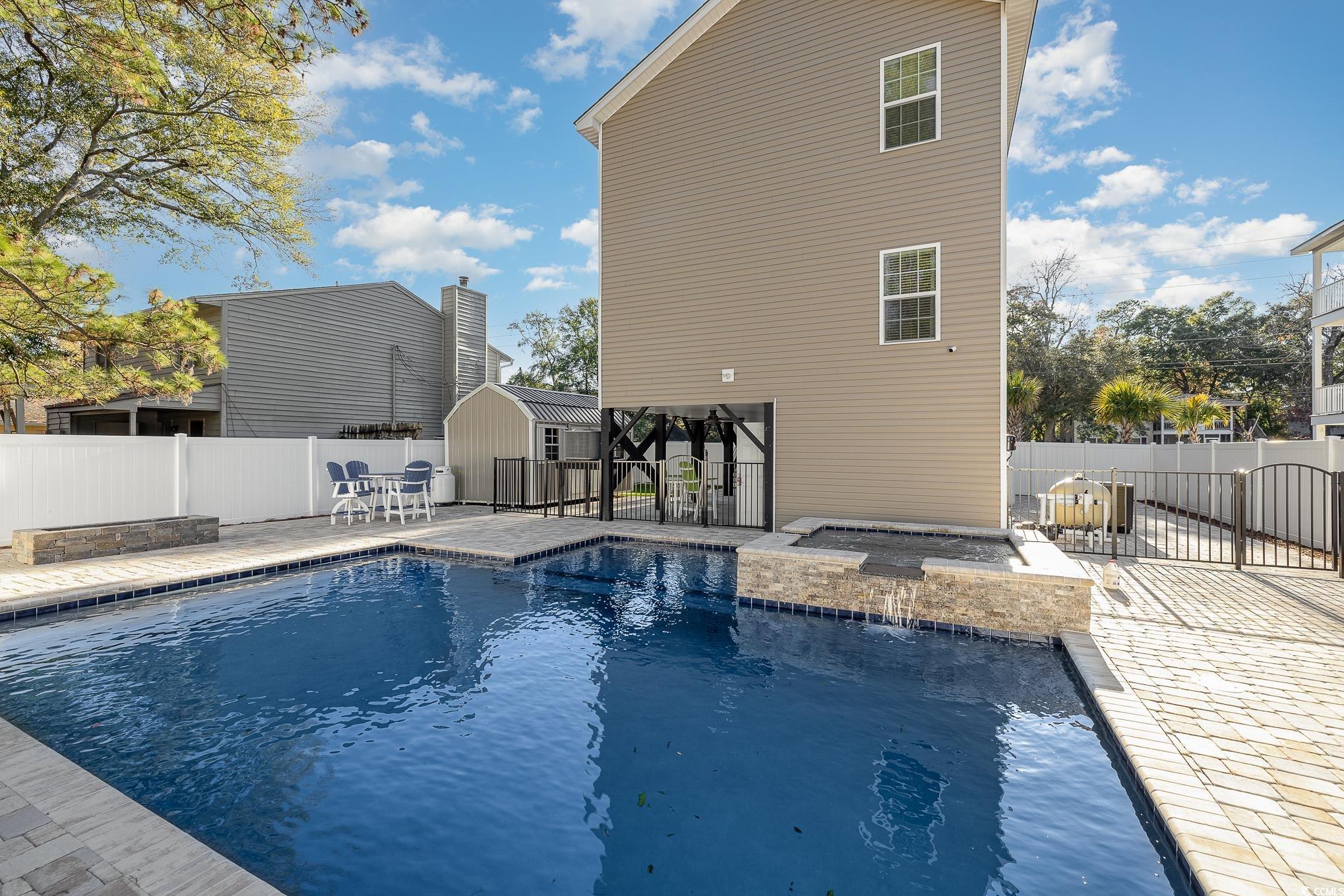 618 Surfside Dr.
