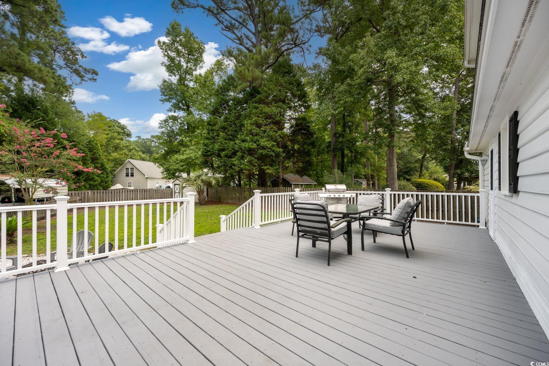 33 Great Lakes Rd.