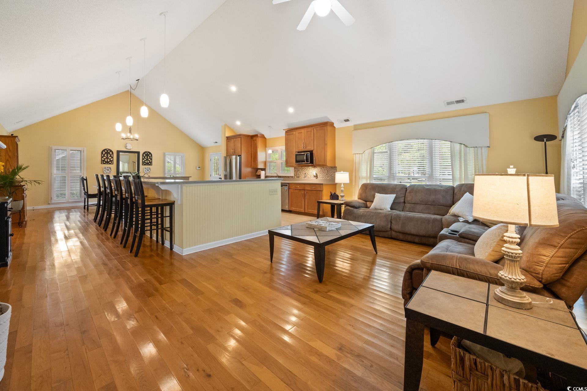 33 Great Lakes Rd.