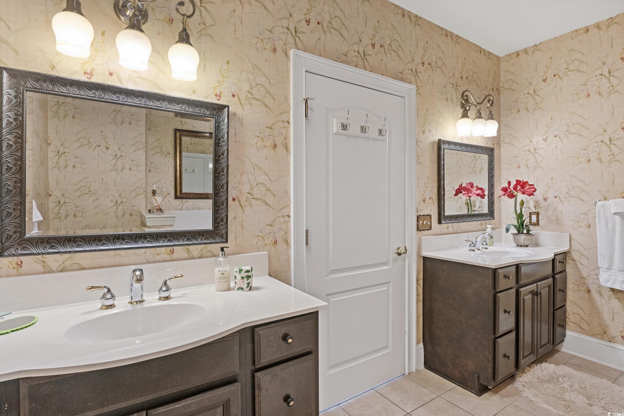 2180 Waterview Dr. Unit: 742