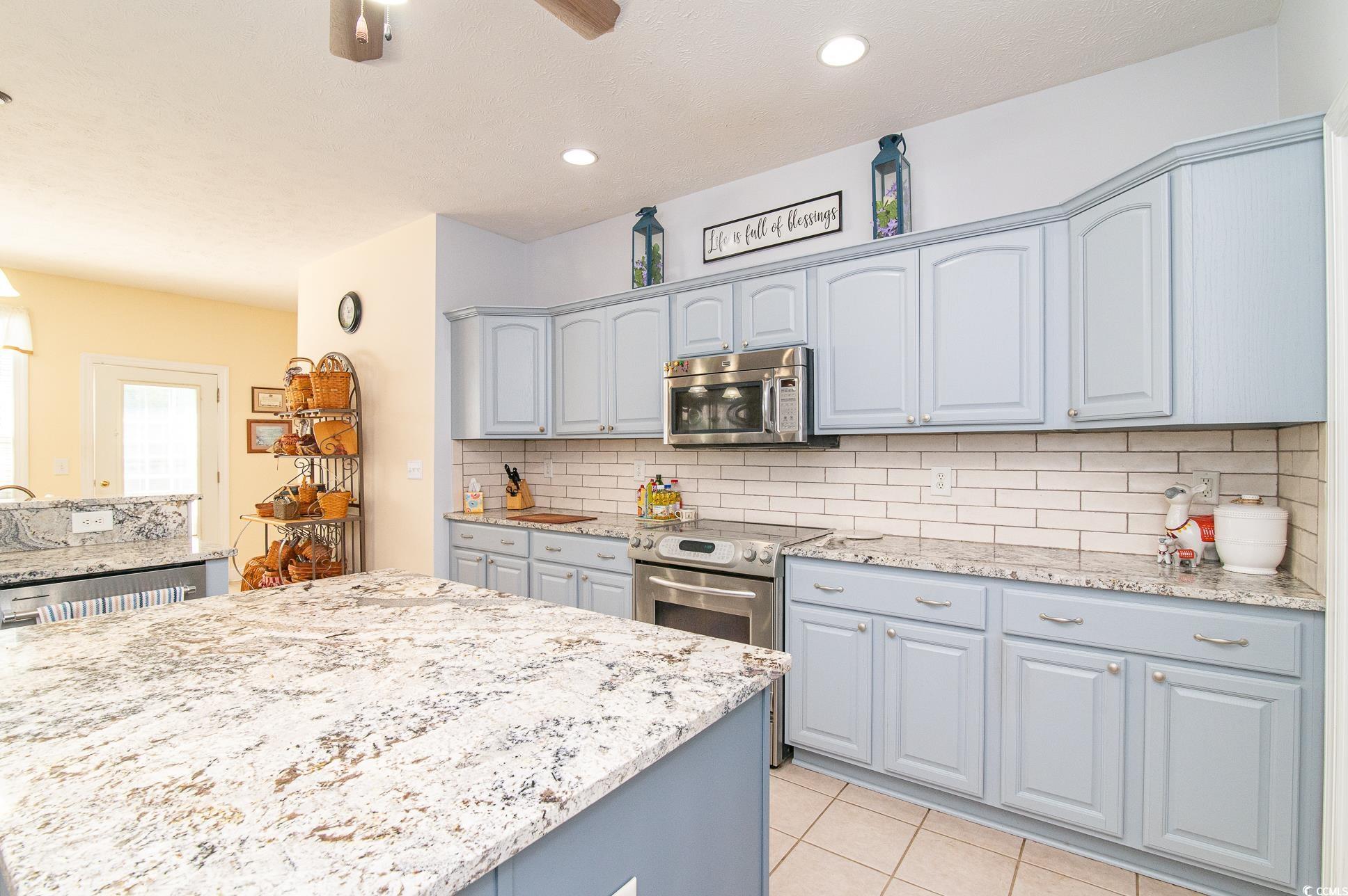 147 Lake Trail