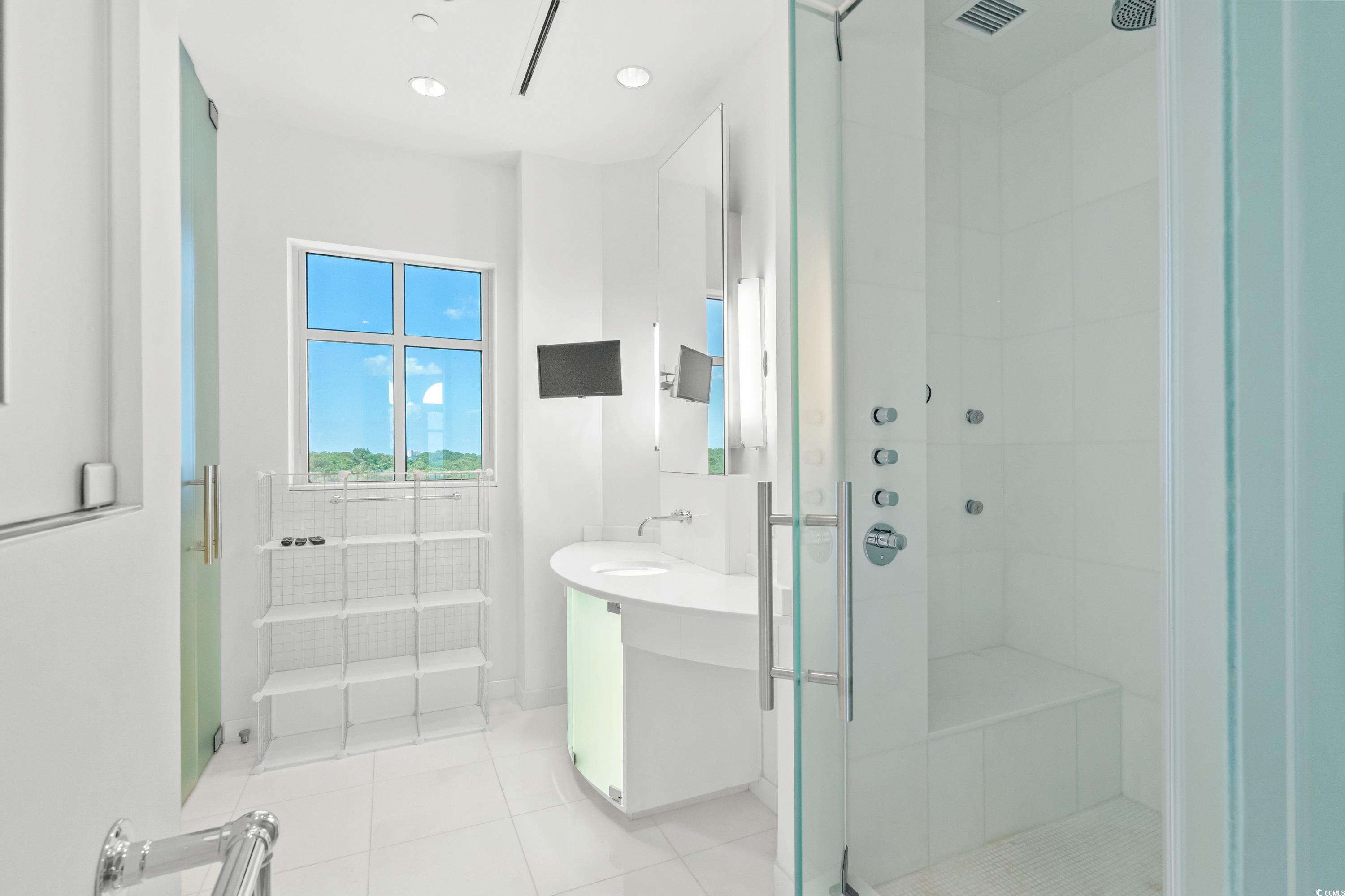 130 Vista Del Mar Ln. Unit: 604