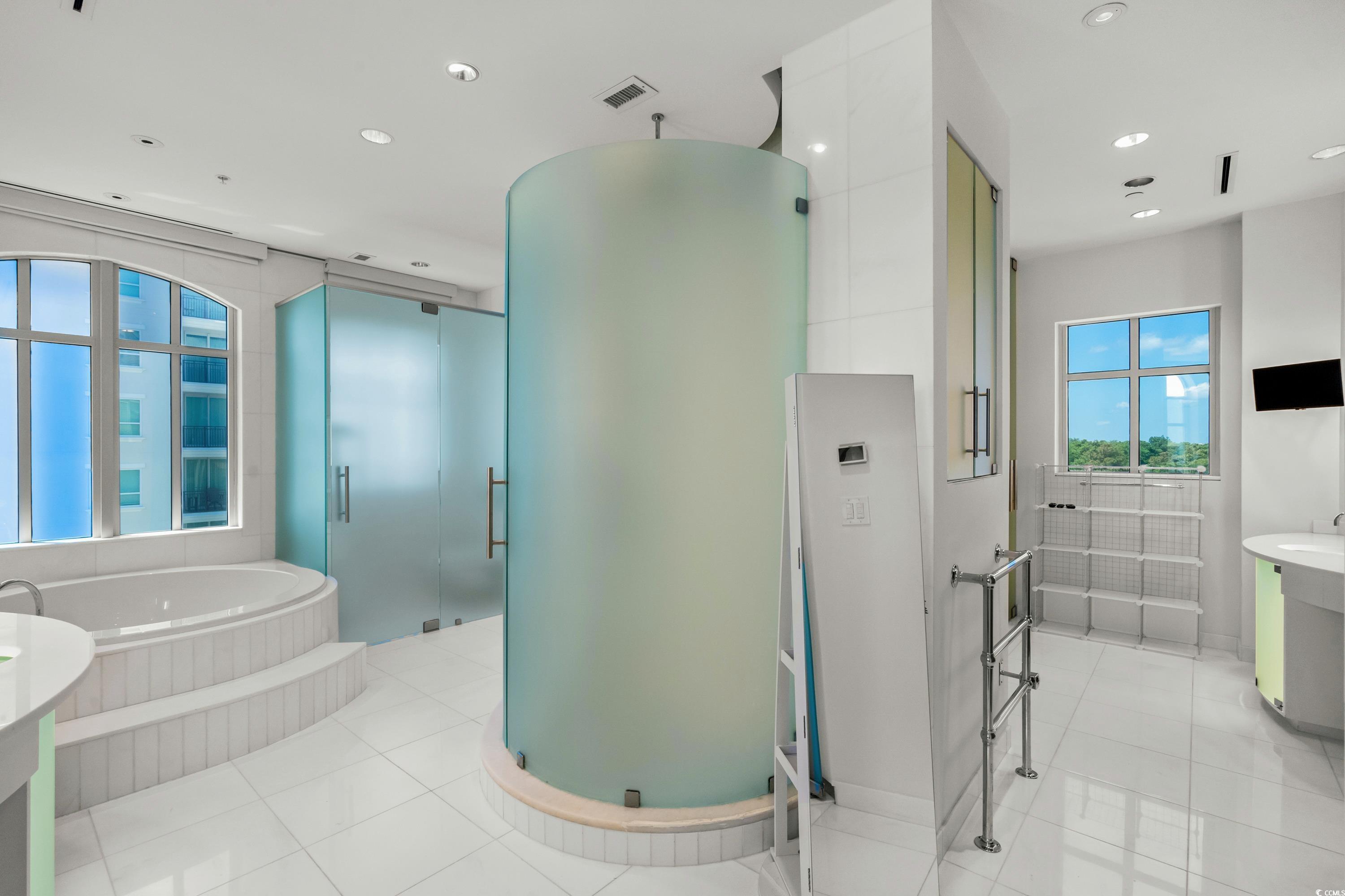 130 Vista Del Mar Ln. Unit: 604