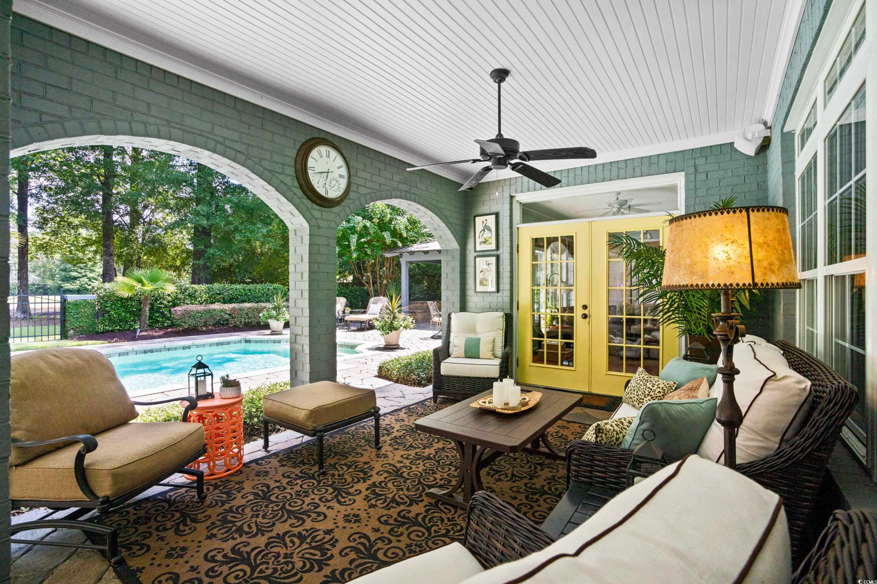 123 University Circle