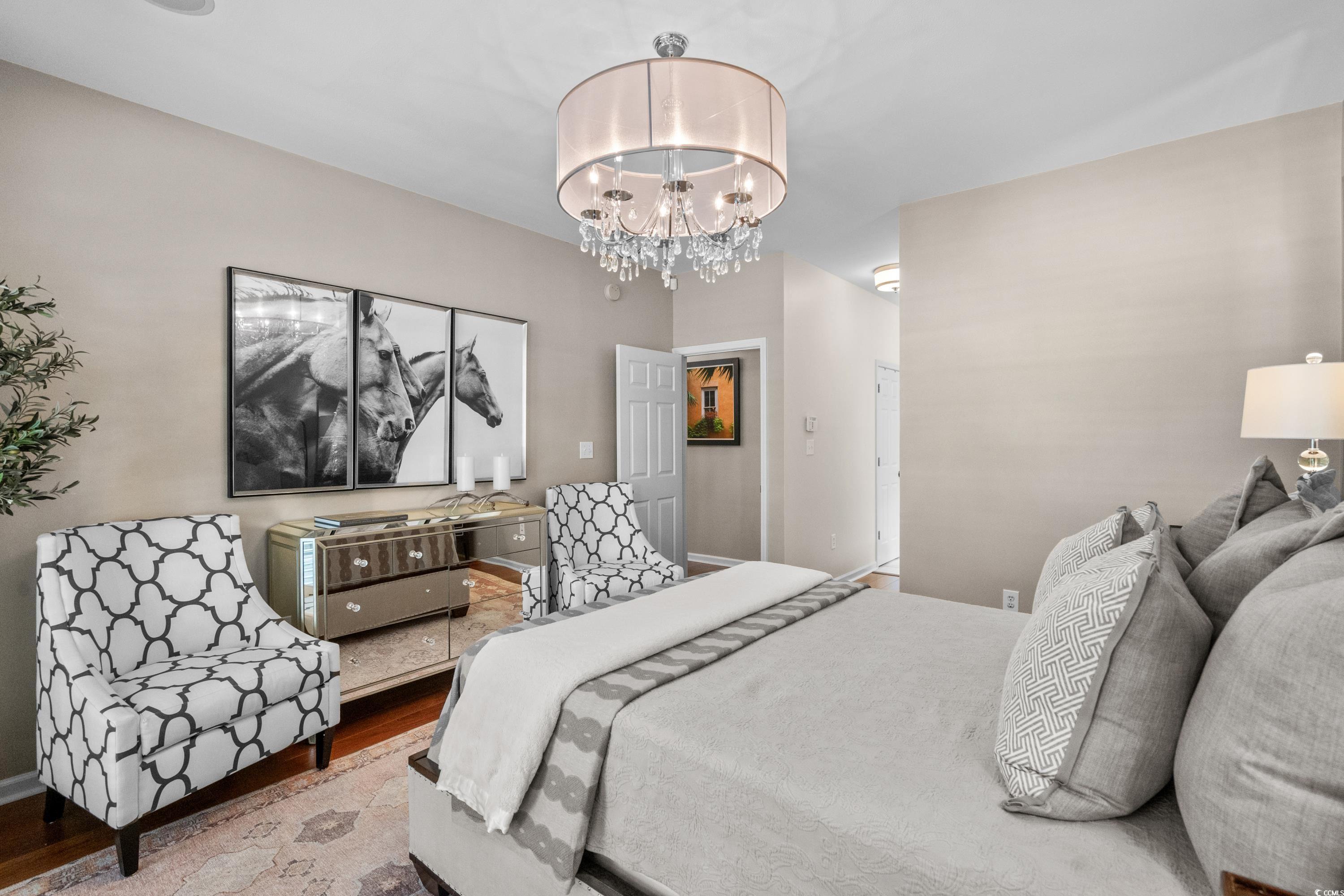 123 University Circle