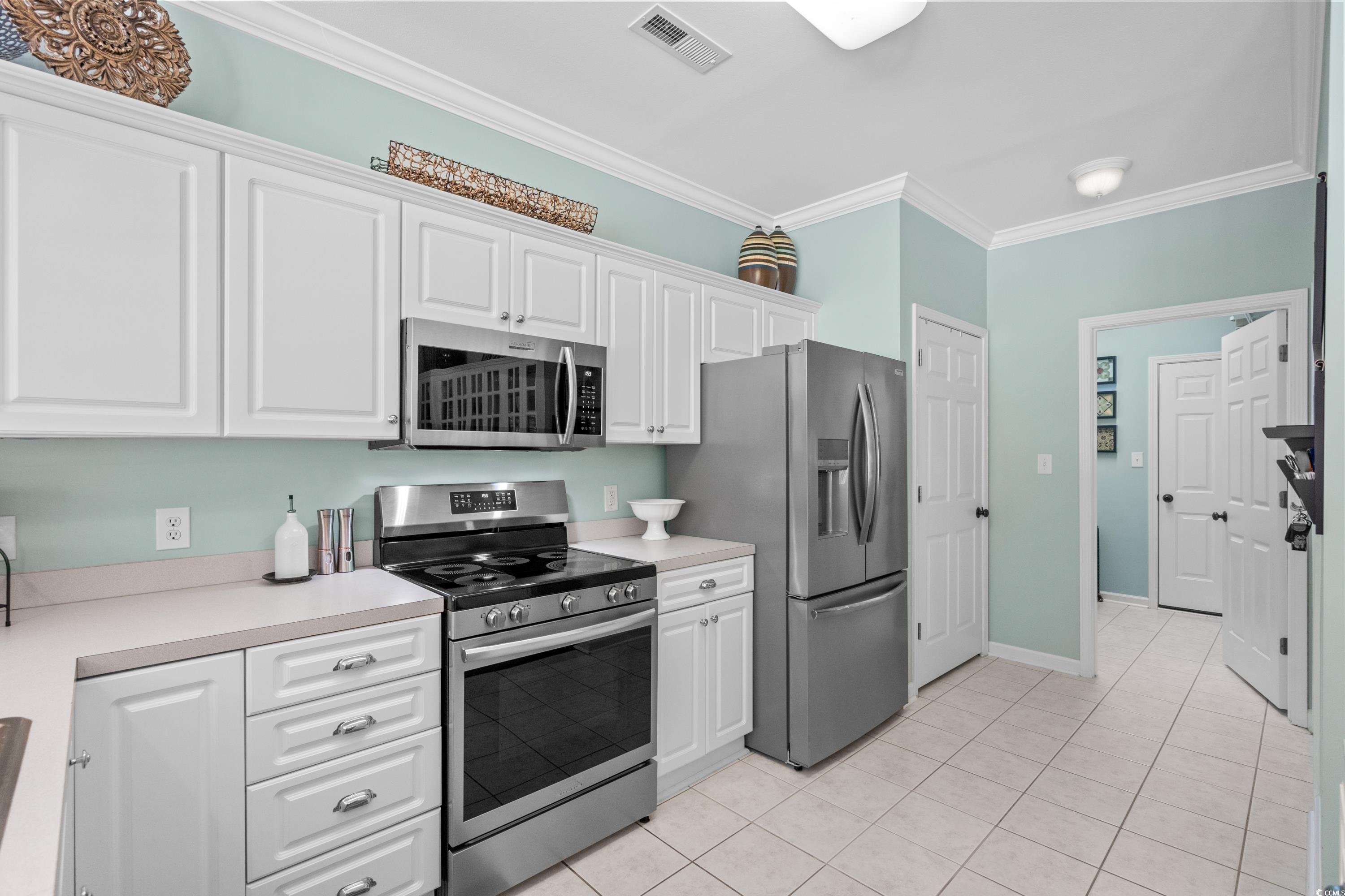 123 University Circle