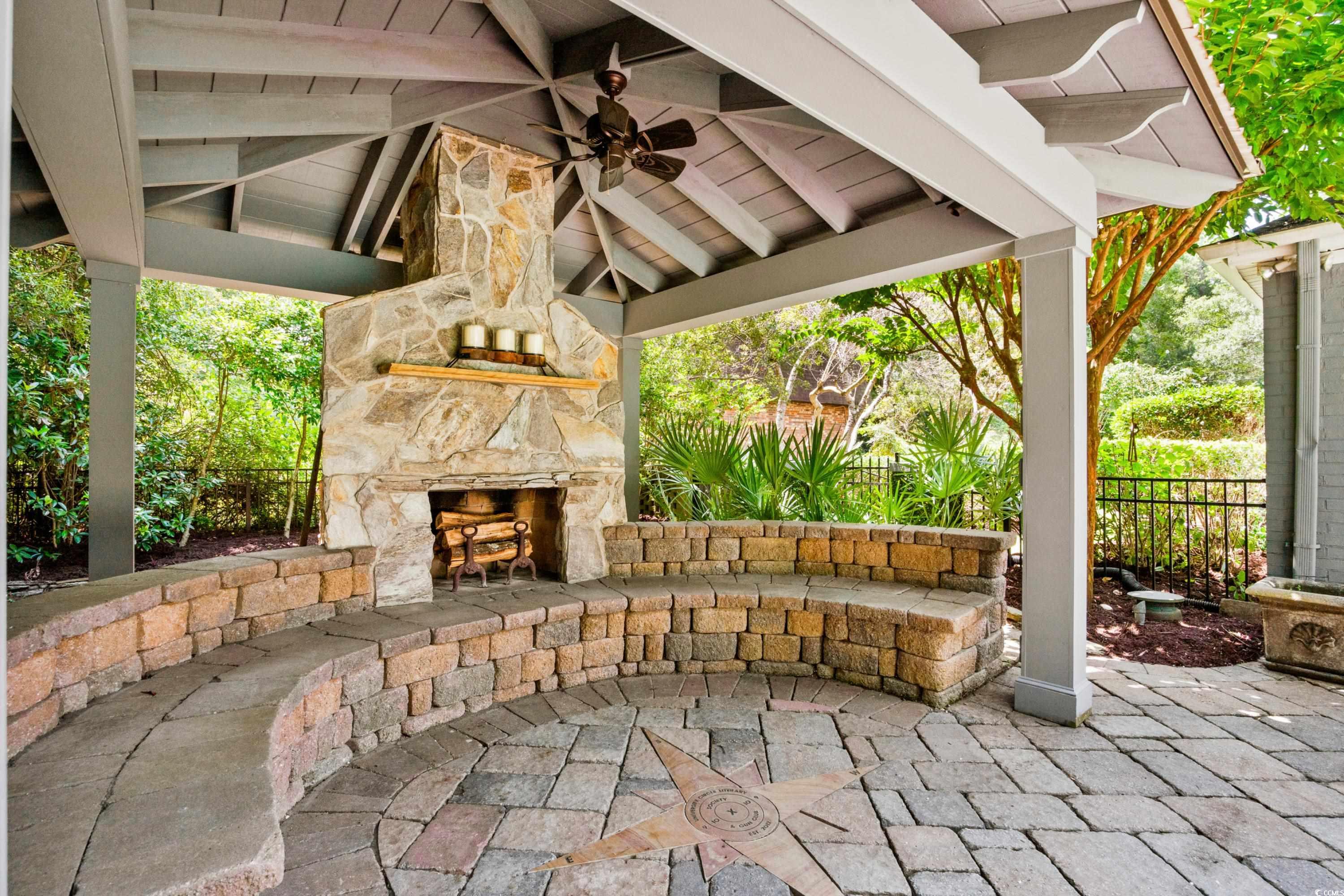 123 University Circle