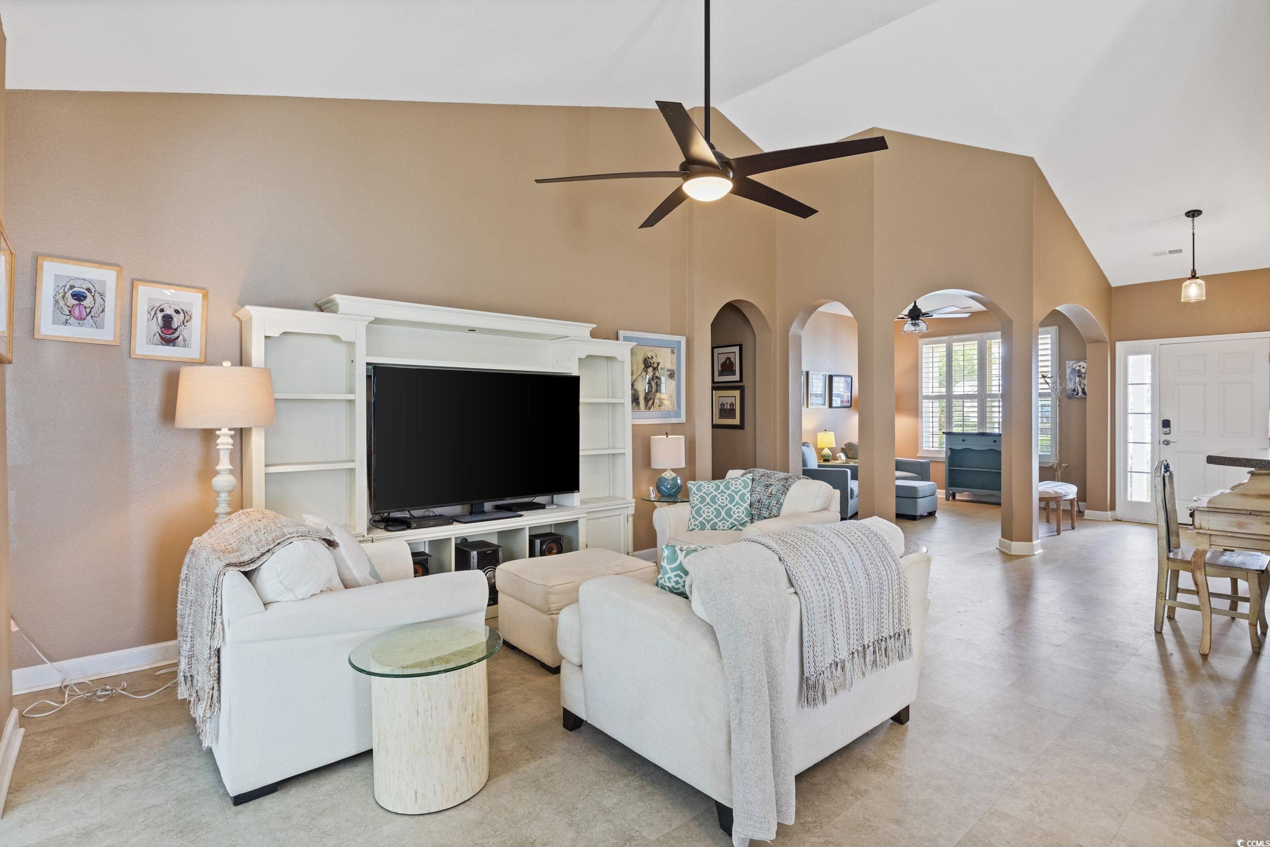 904 Silverton Dr.