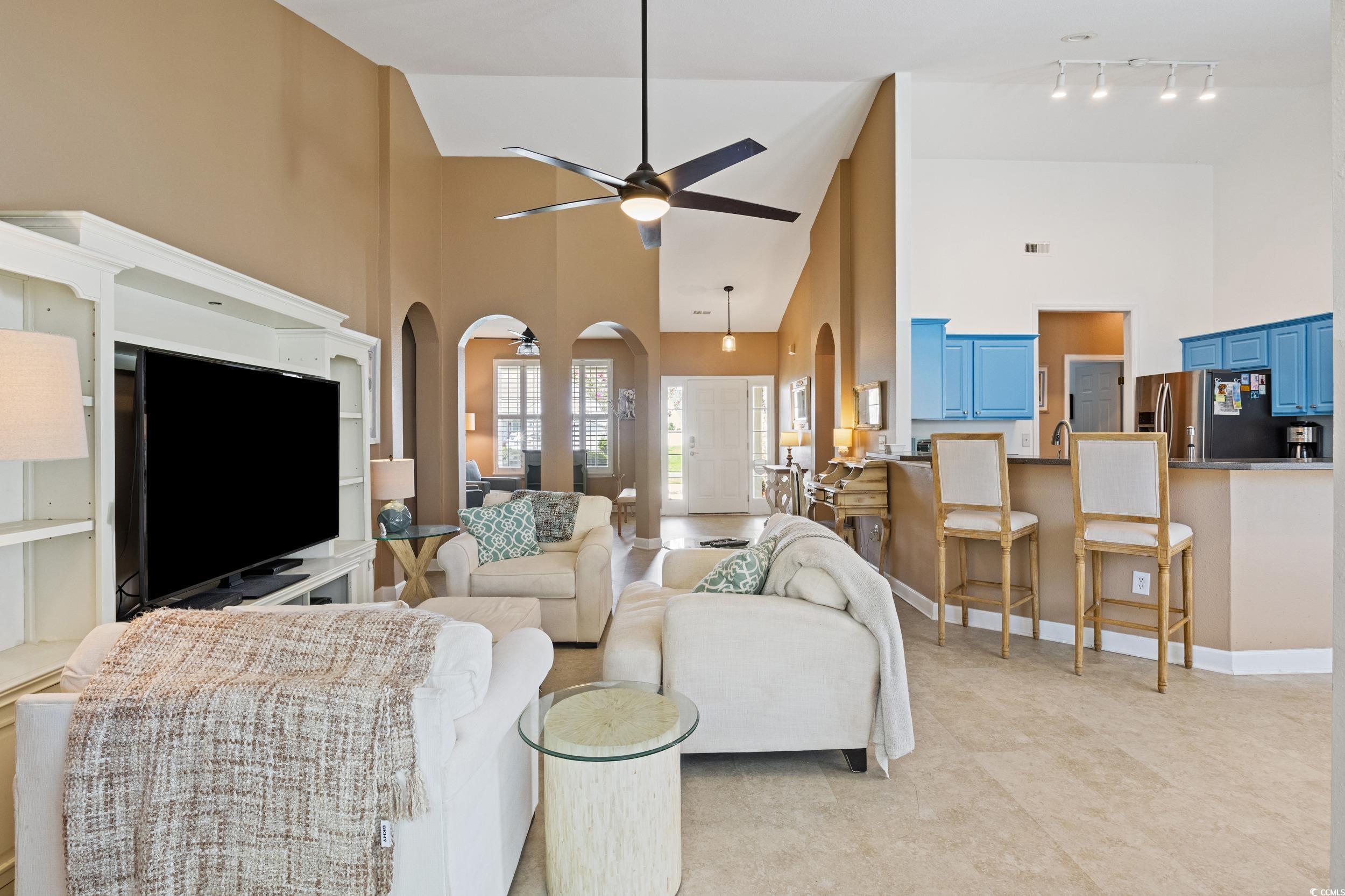 904 Silverton Dr.