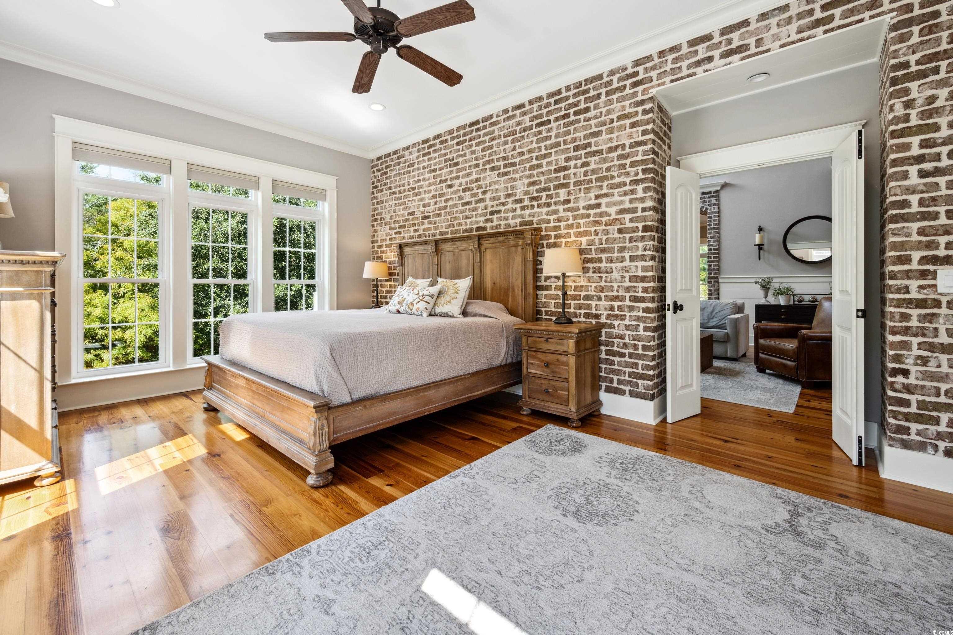 203 Whiting Ln.