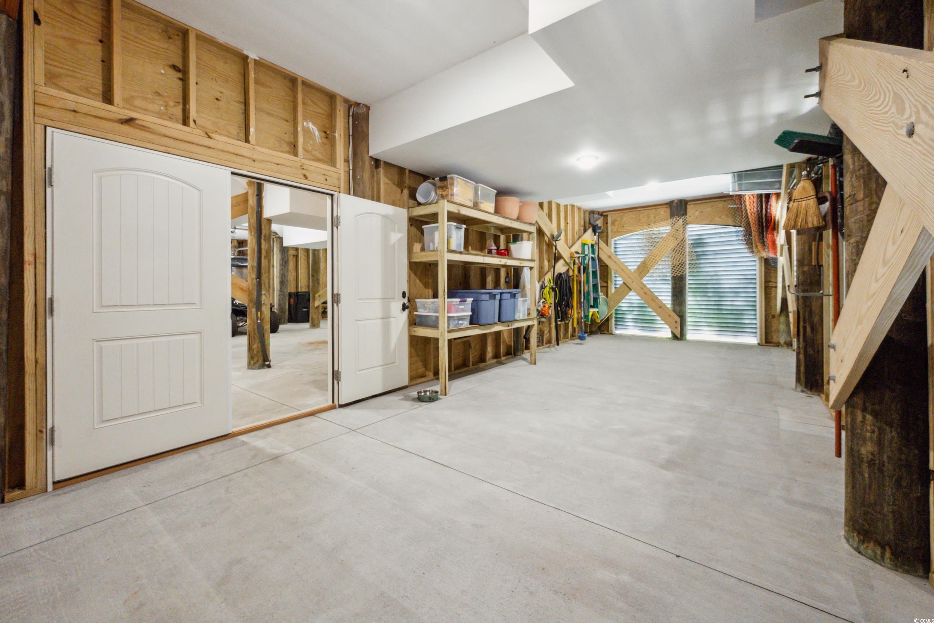 203 Whiting Ln.