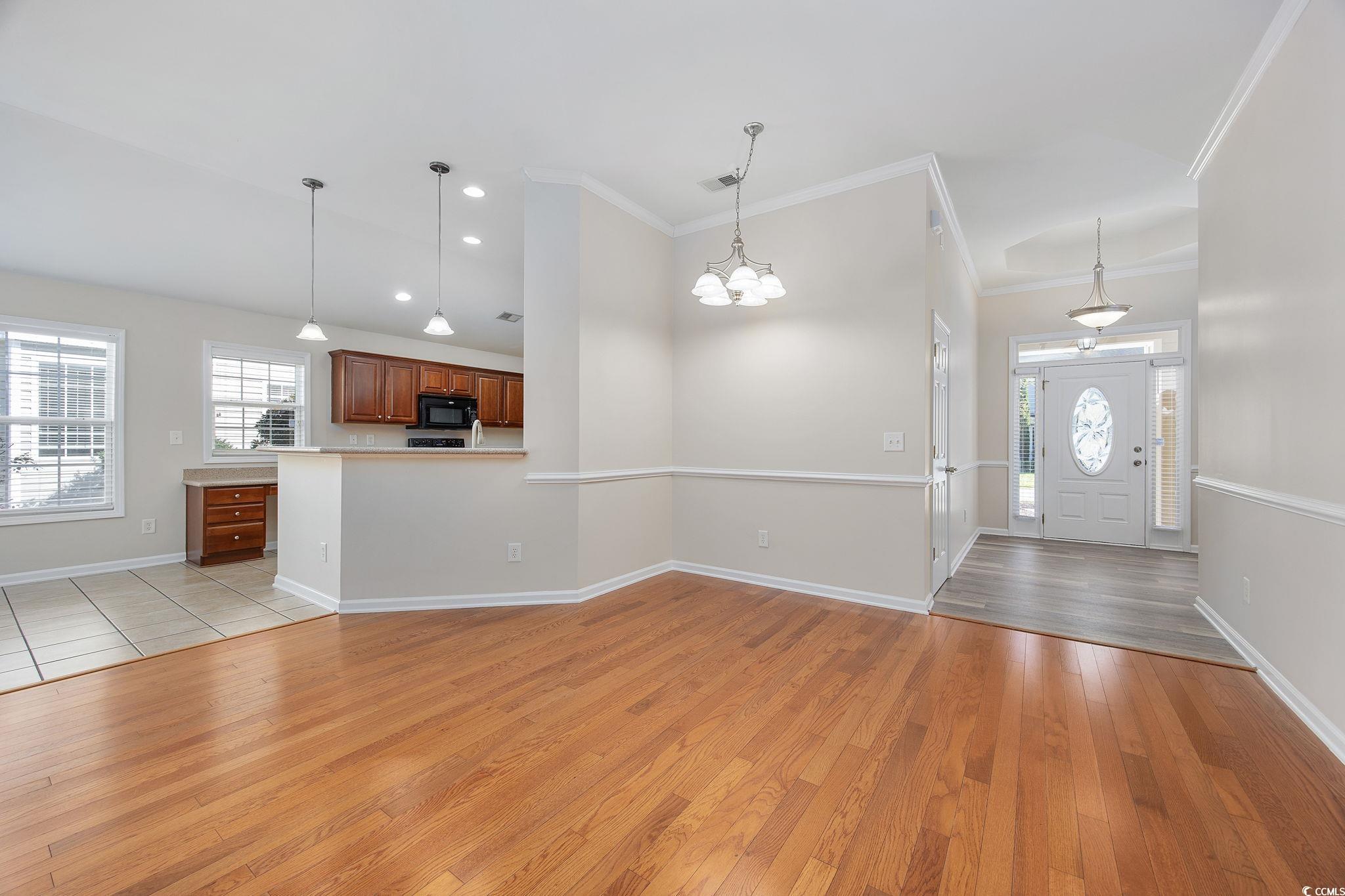 2454 Windmill Way