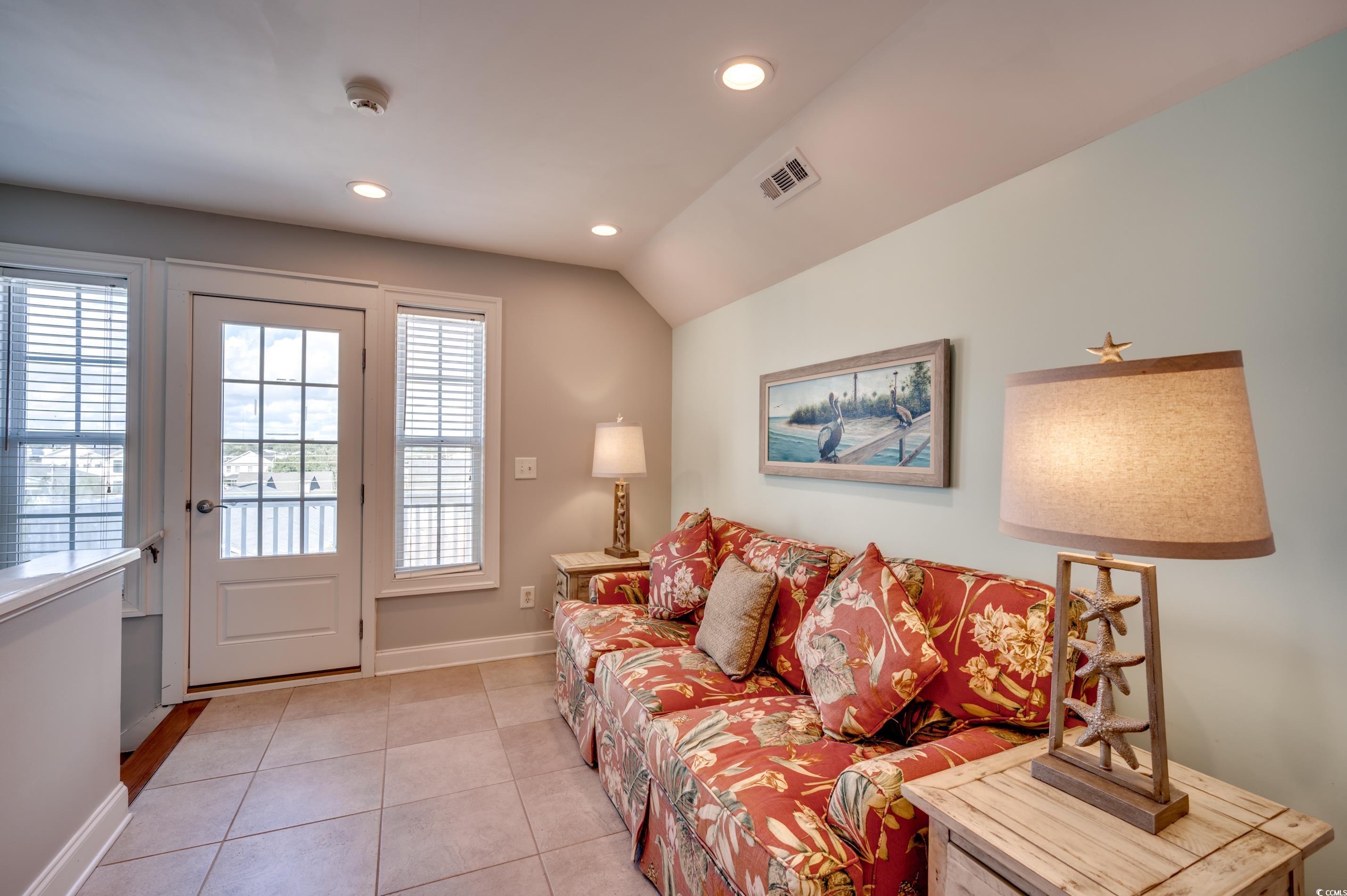 410 S Waccamaw Dr.