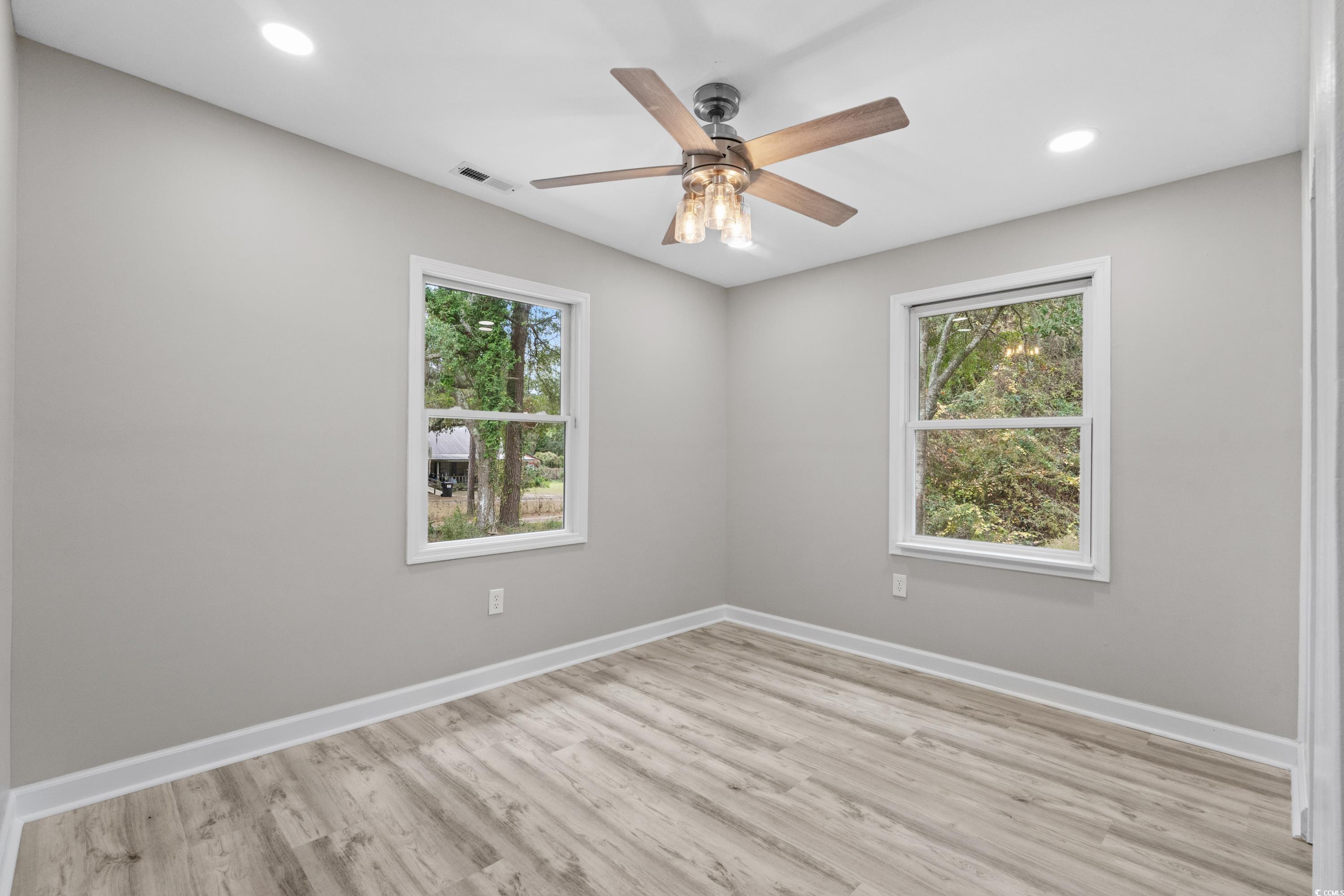 137 Whipporwill Dr