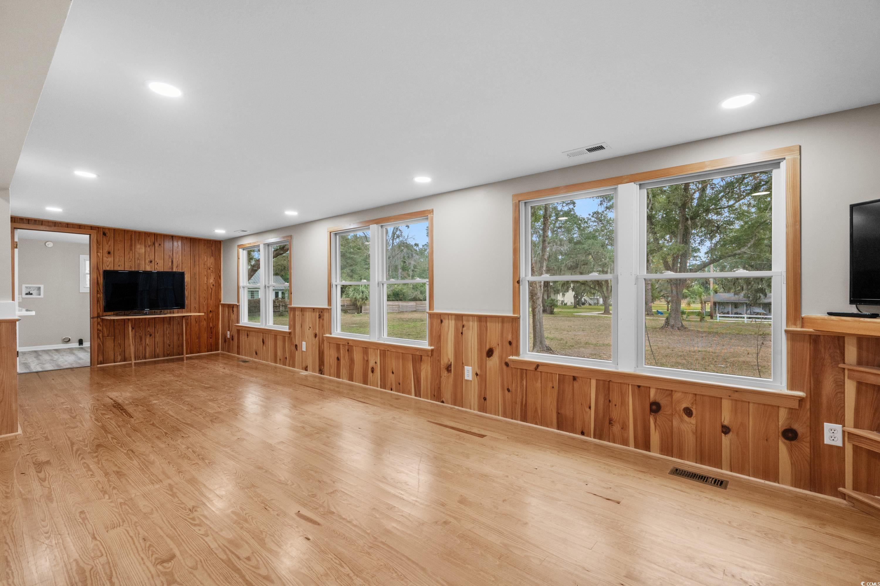 137 Whipporwill Dr