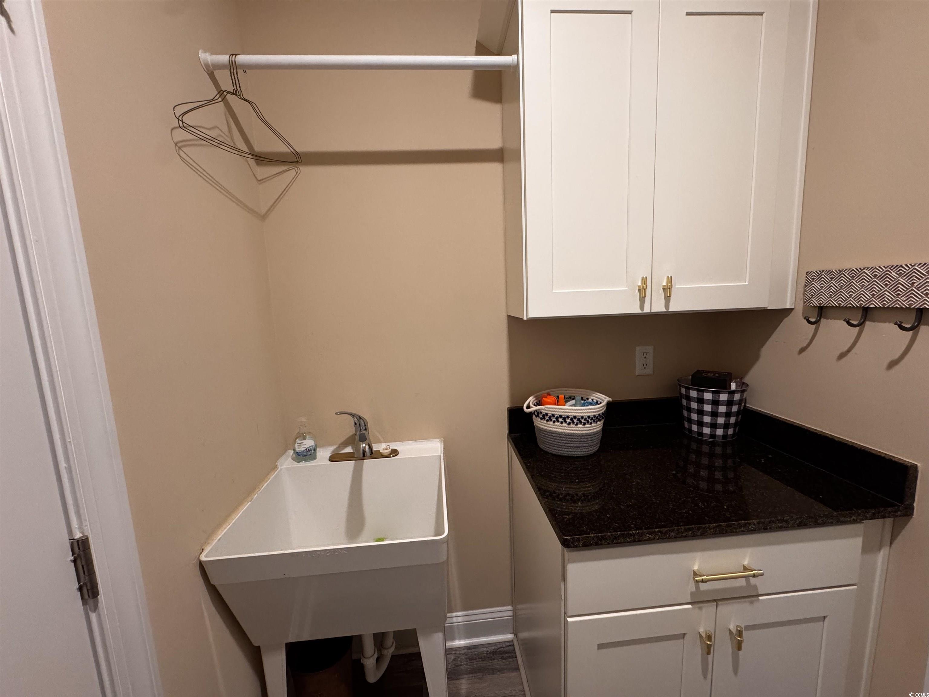 225 Coachman Dr.