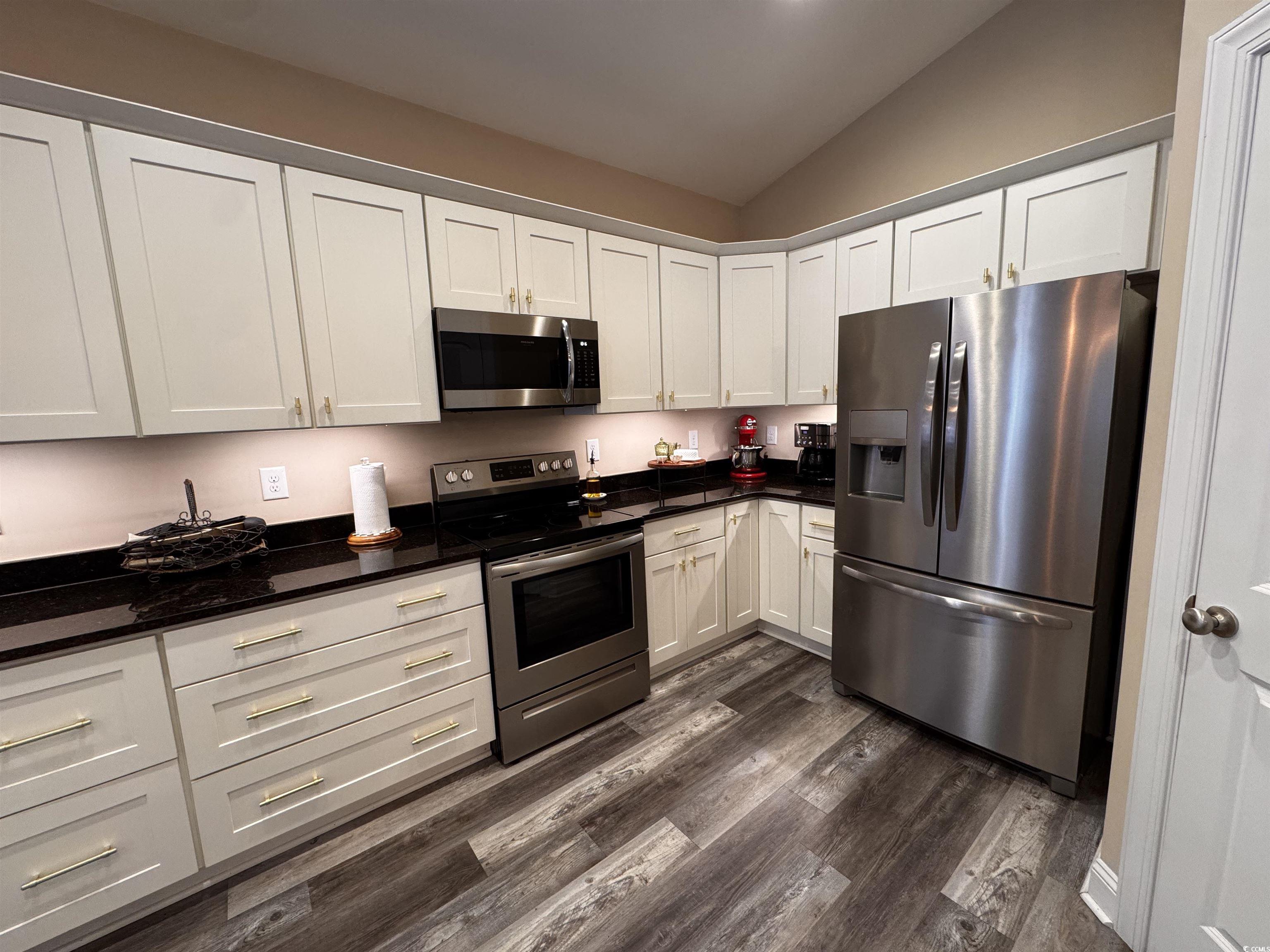 225 Coachman Dr.