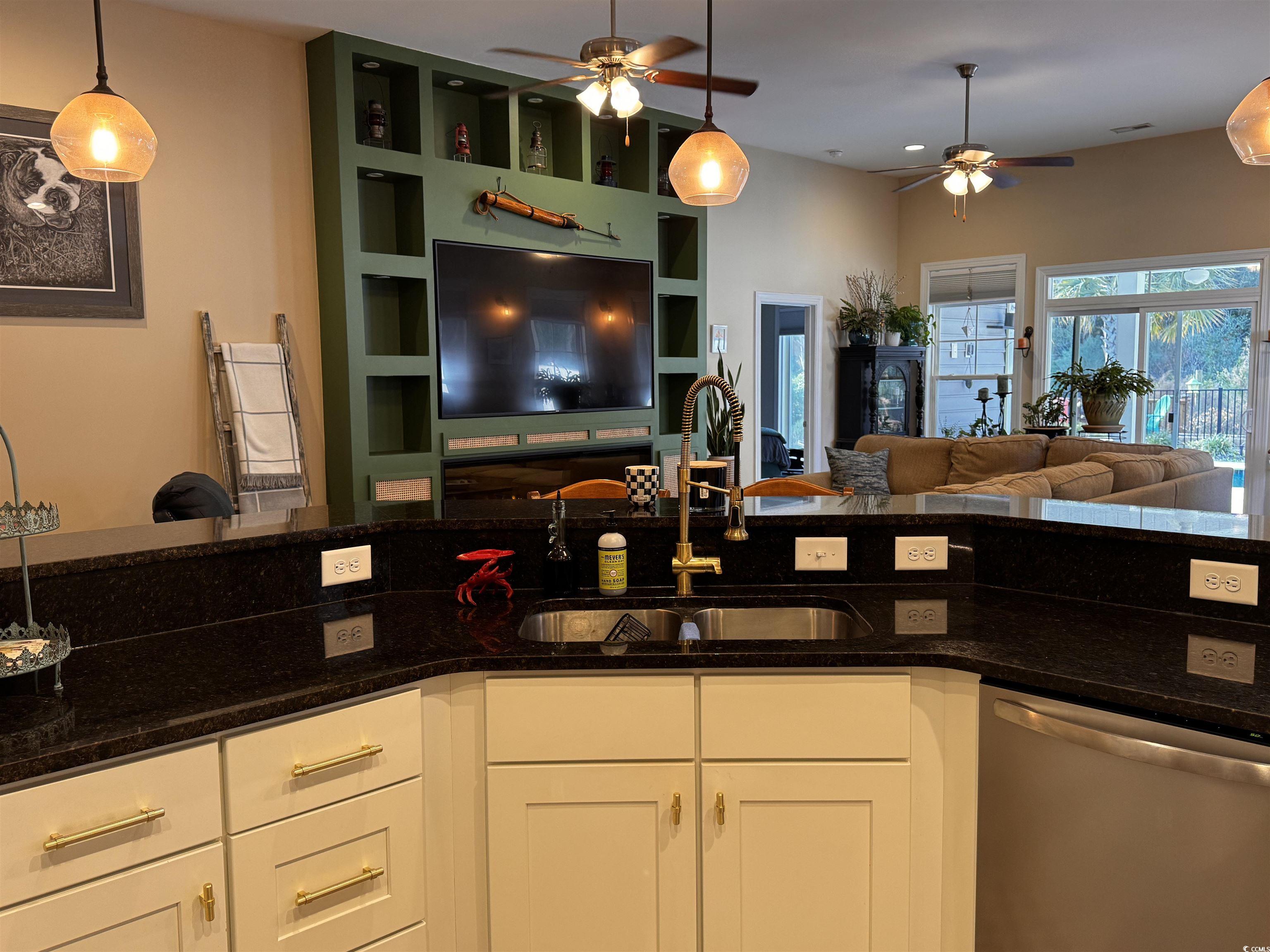 225 Coachman Dr.