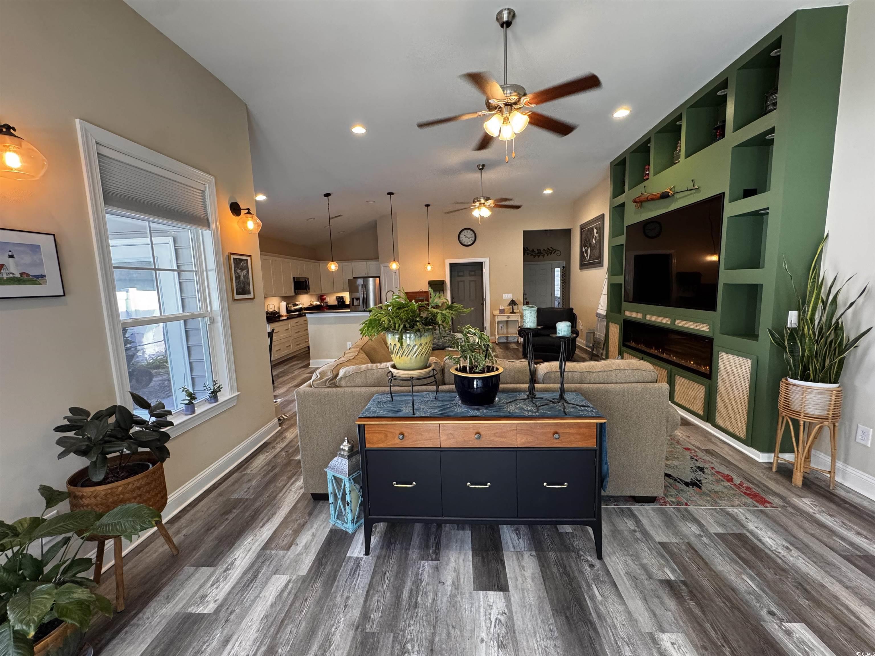 225 Coachman Dr.