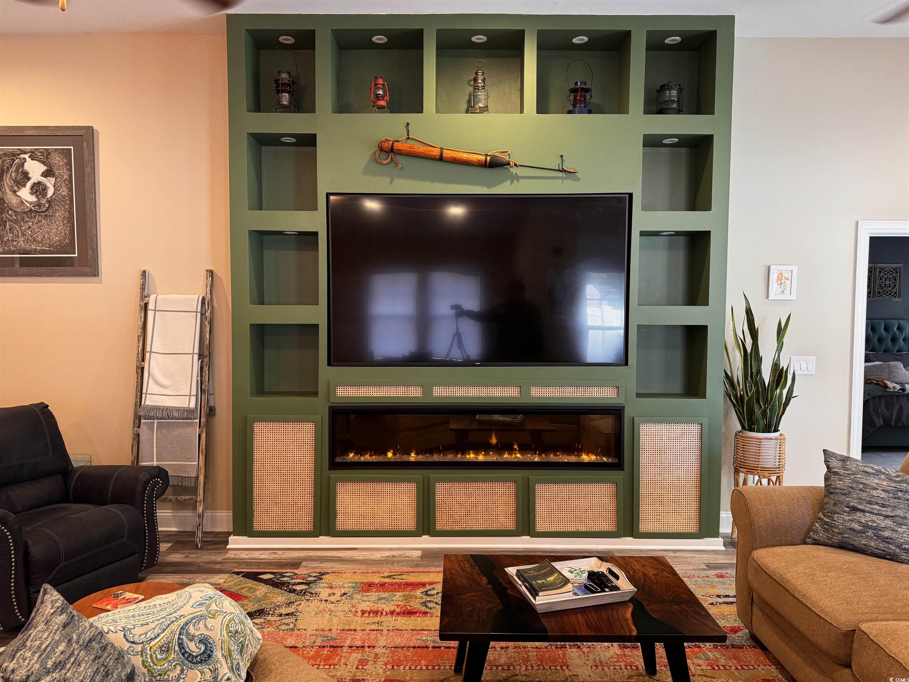 225 Coachman Dr.