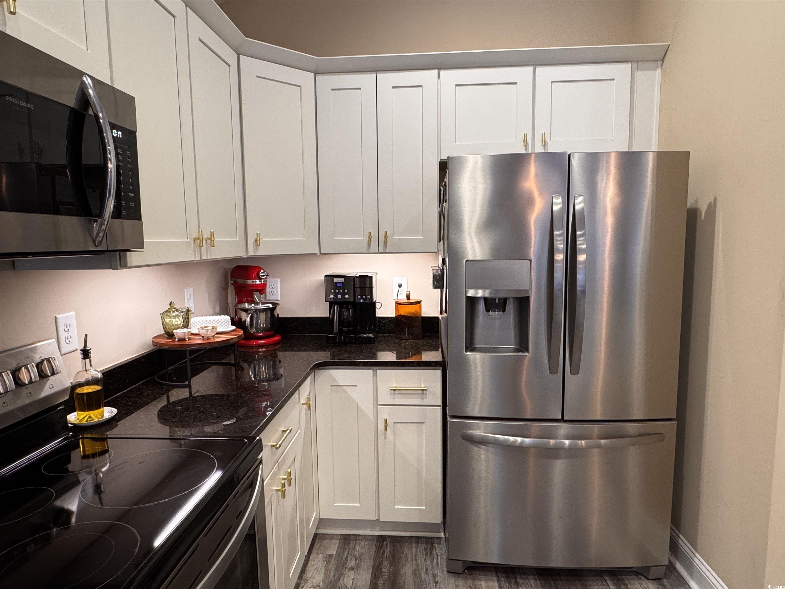 225 Coachman Dr.