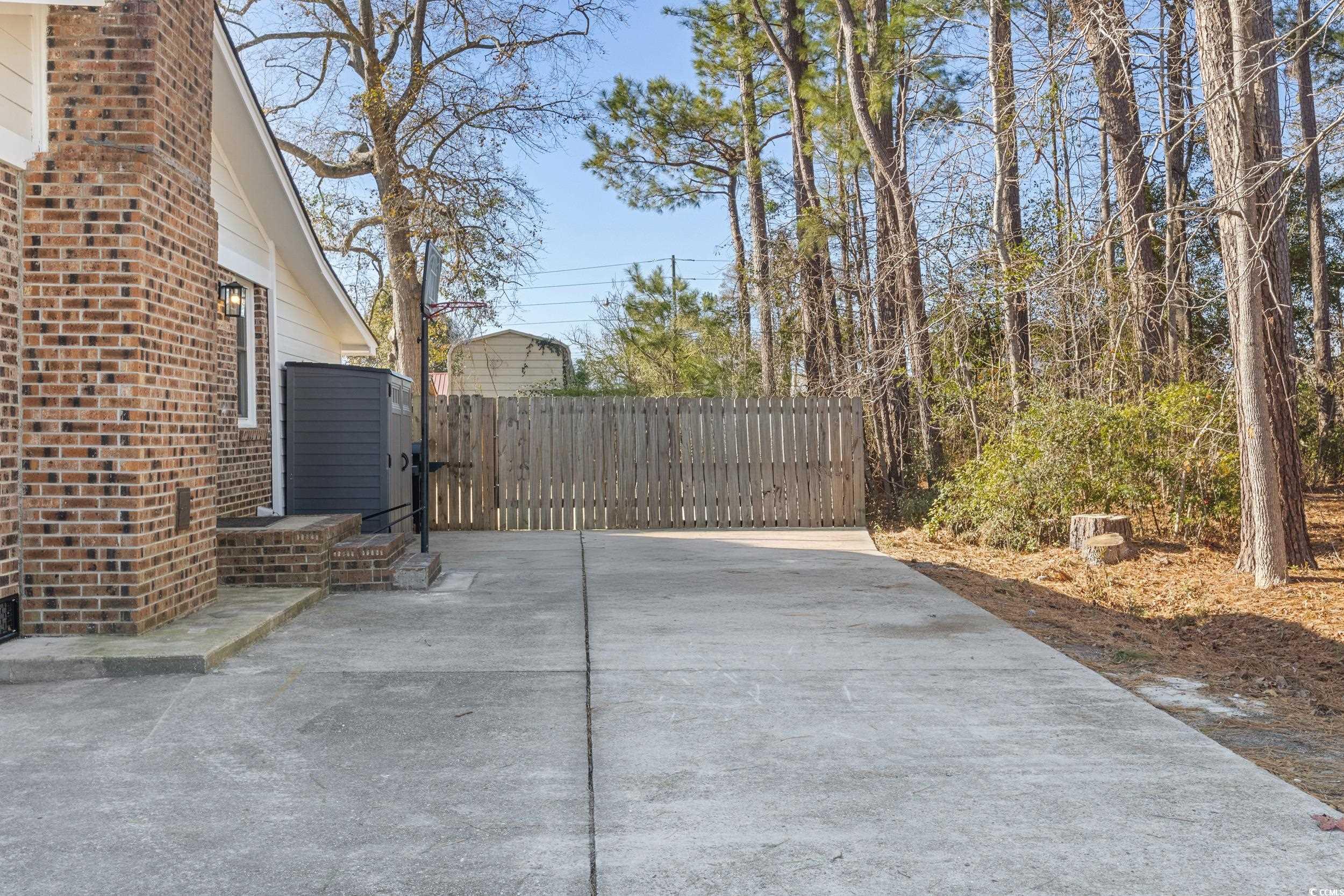 707 Rose Dr.