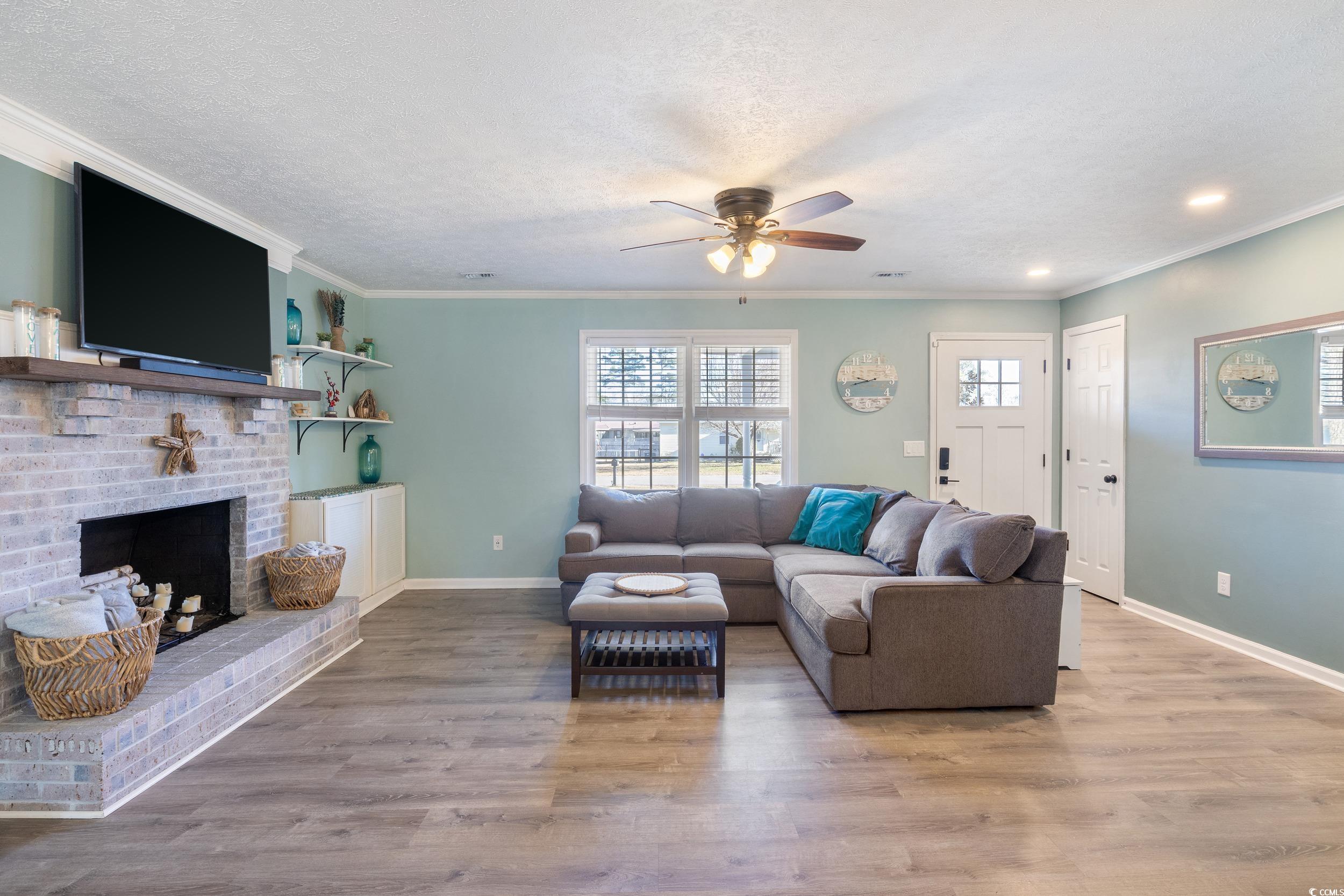 707 Rose Dr.