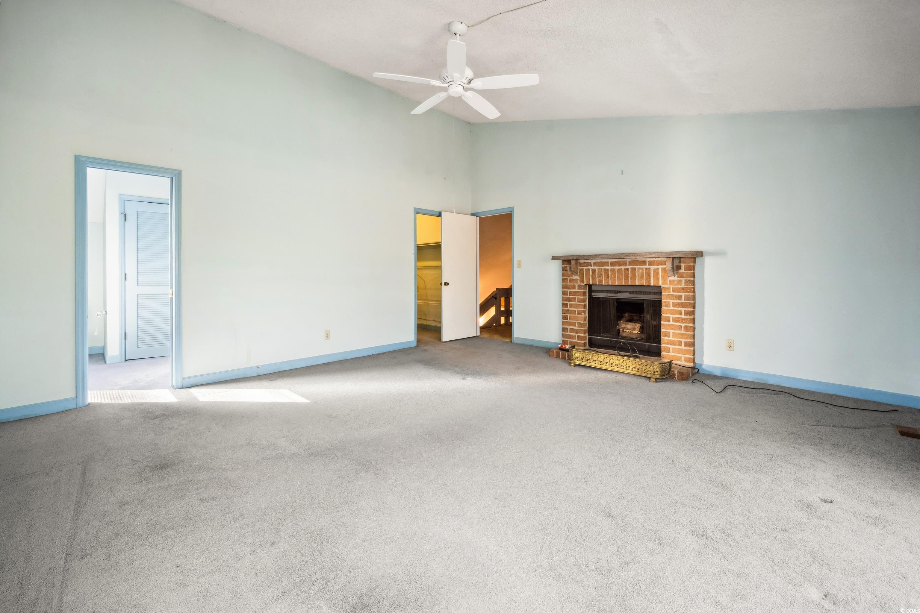 560 Aspen Loop