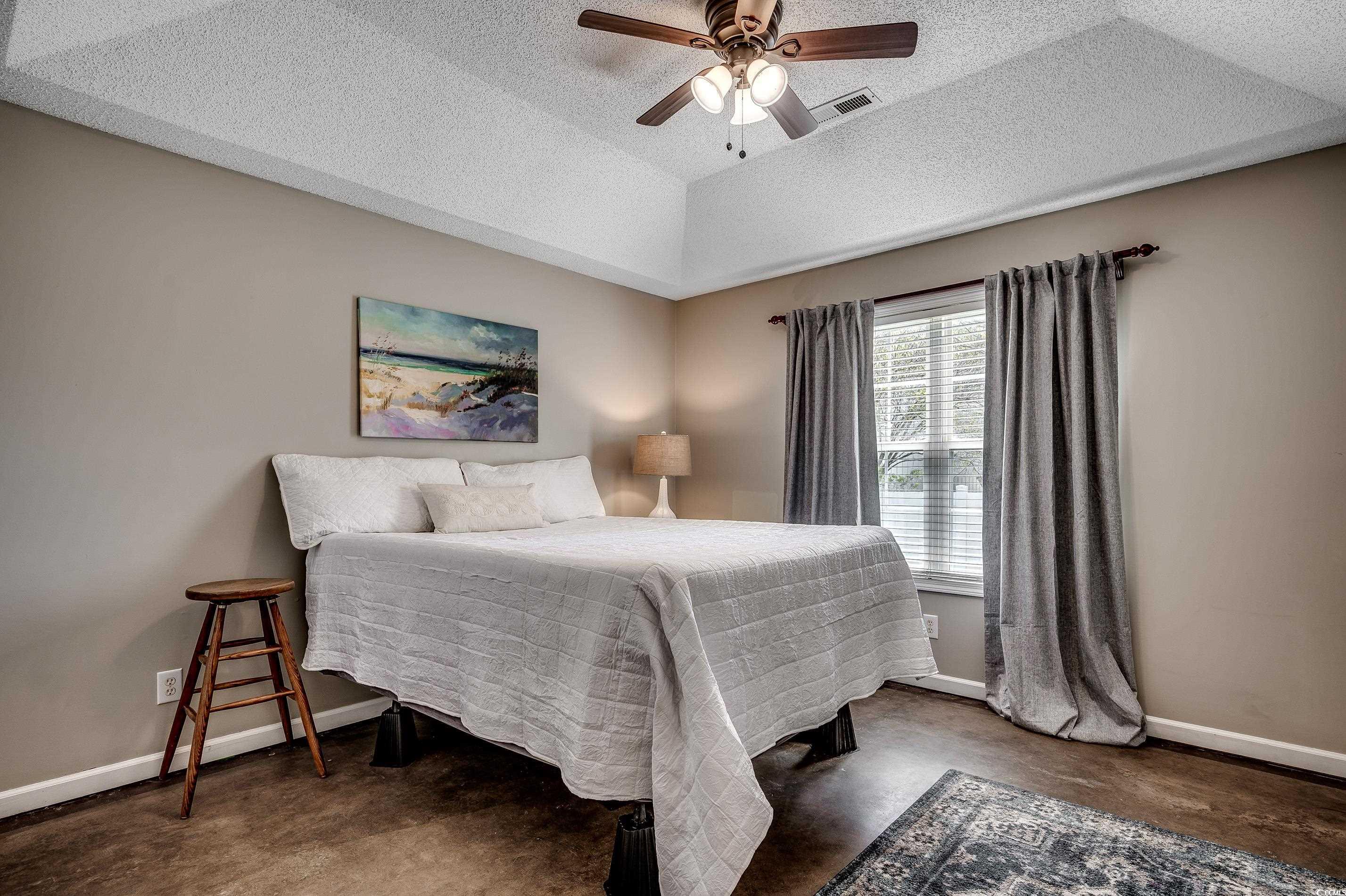 9650 Bradford Ln.