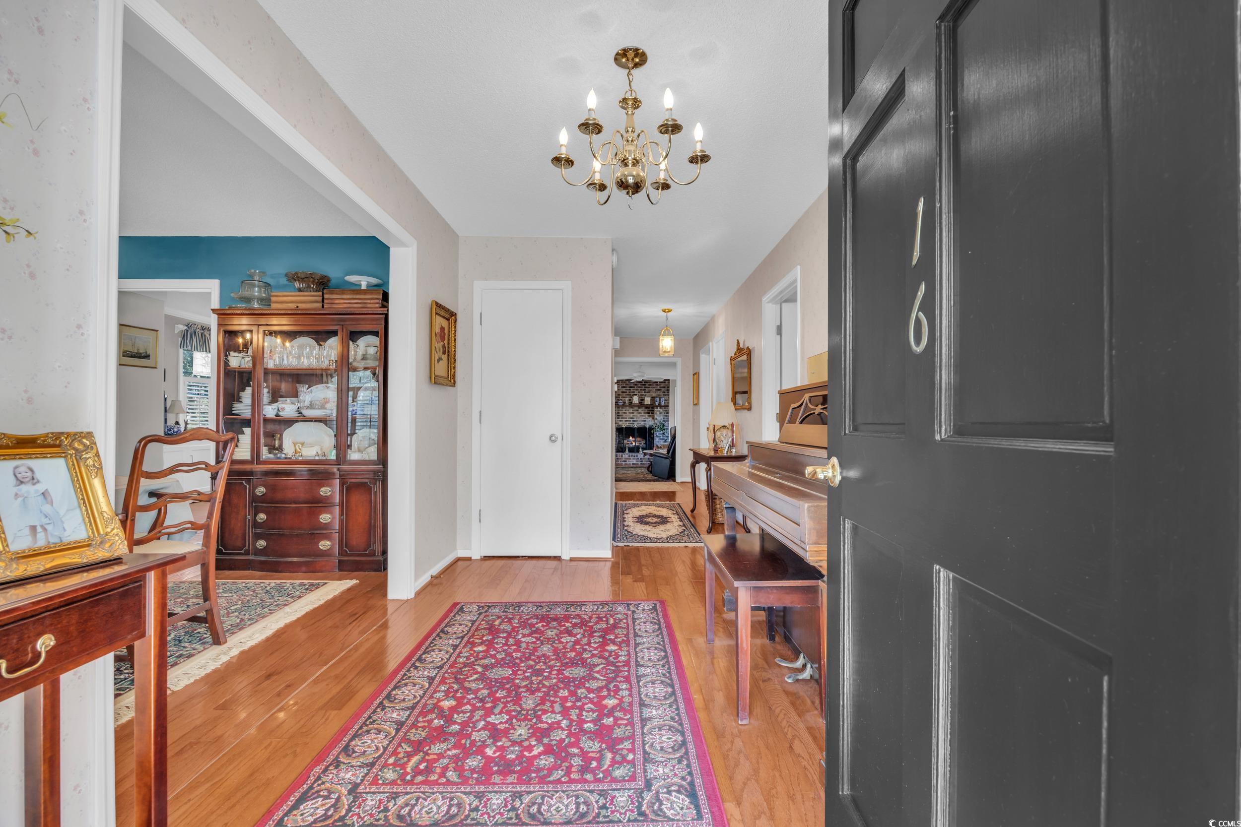 16 Johnstone Ln.