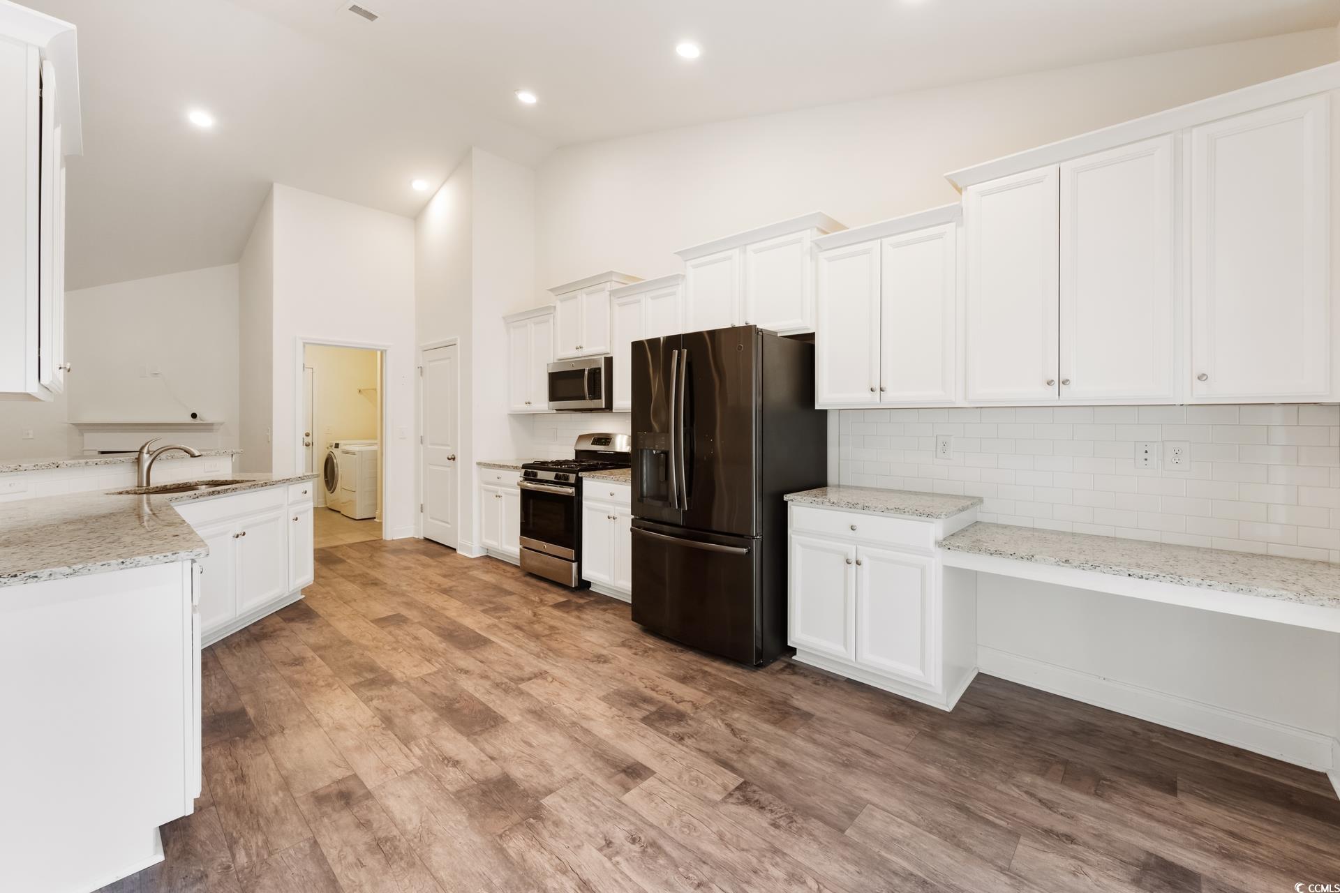 76 Southgate Ct.