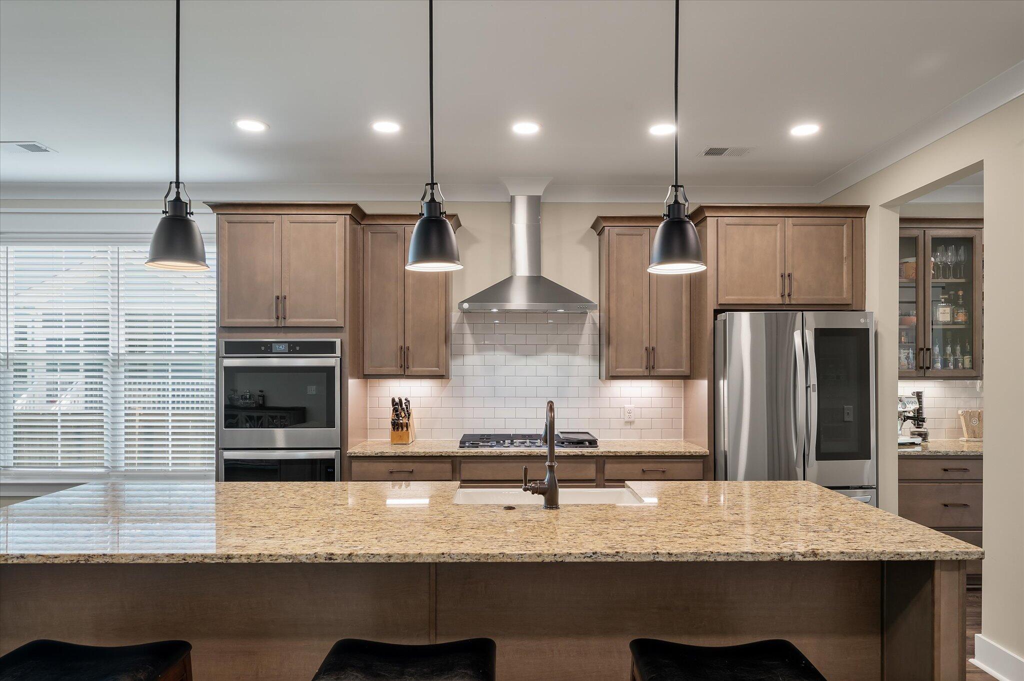 1502 Checker Court