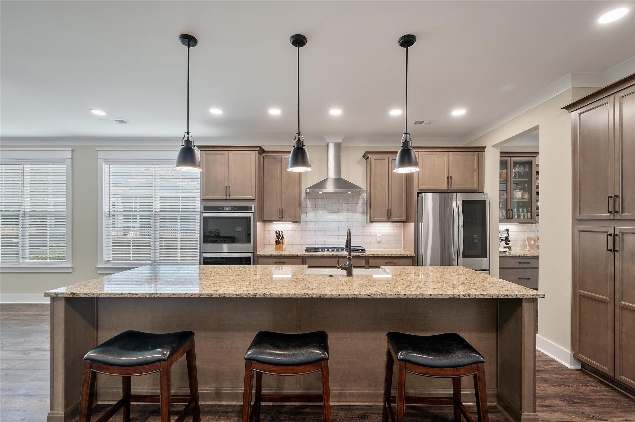 1502 Checker Court