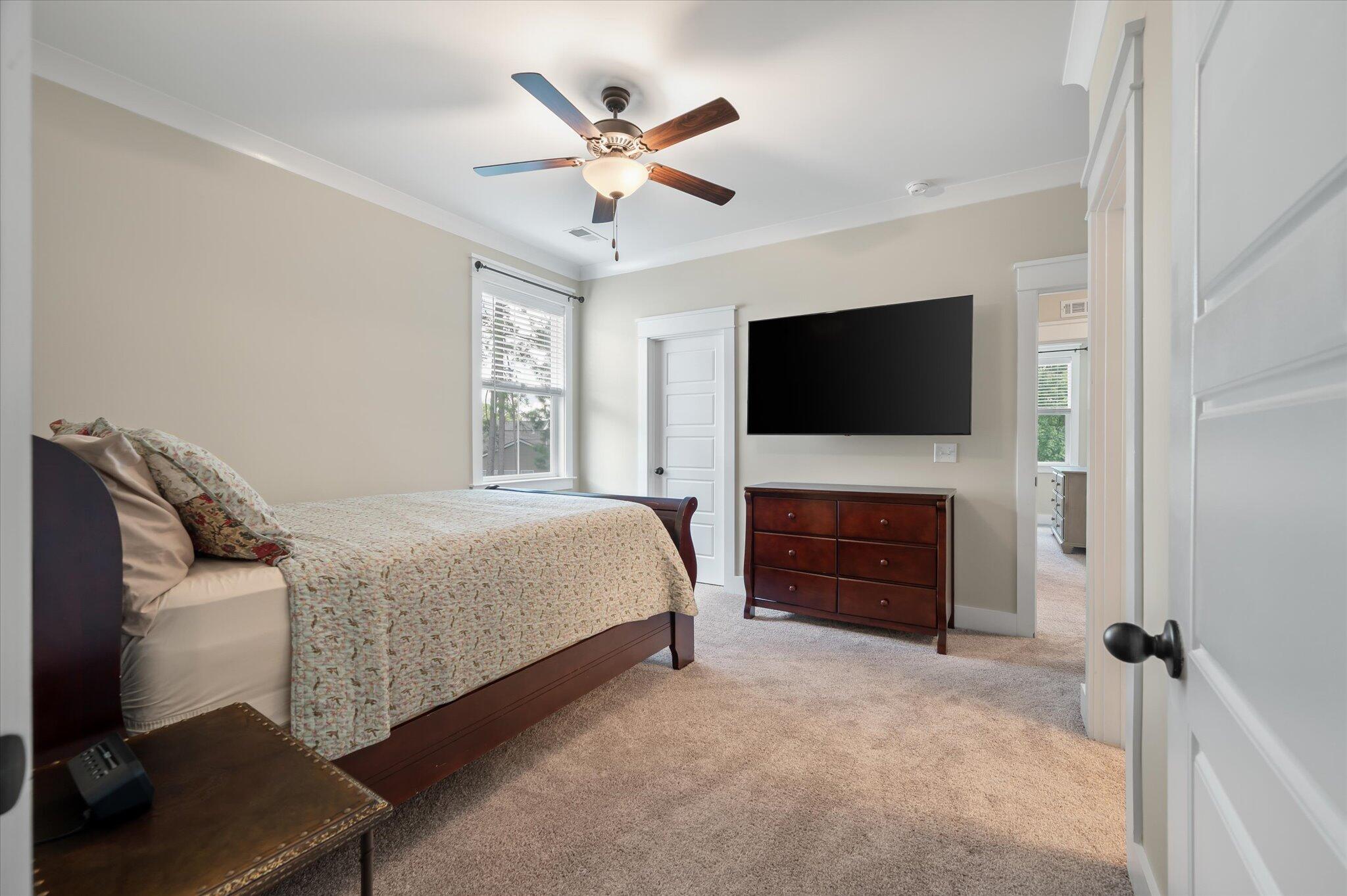 1502 Checker Court