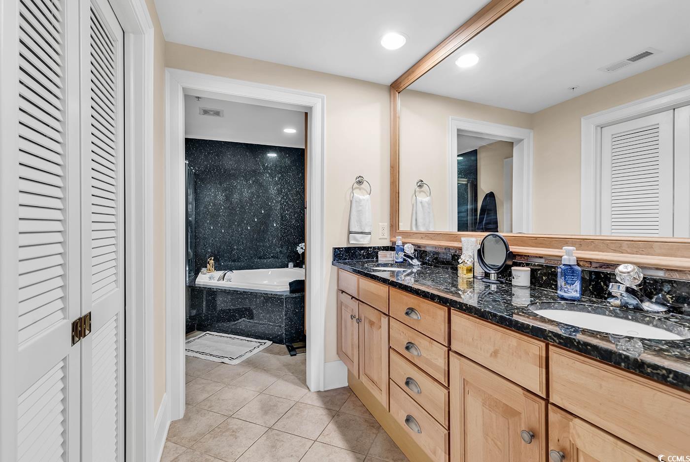 1352 Villa Marbella Ct. Unit: 1-304