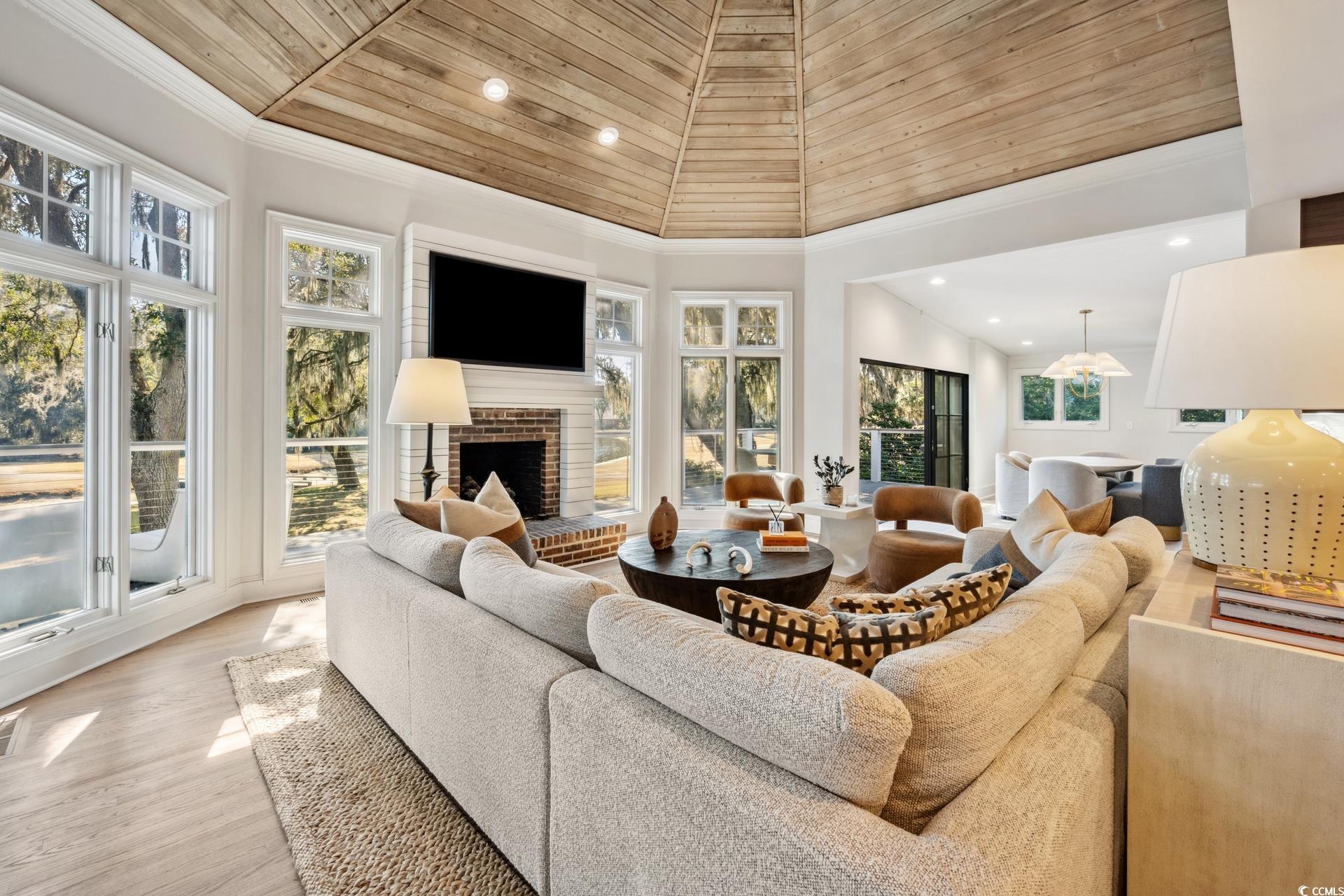 1046 Wallace Pate Dr.