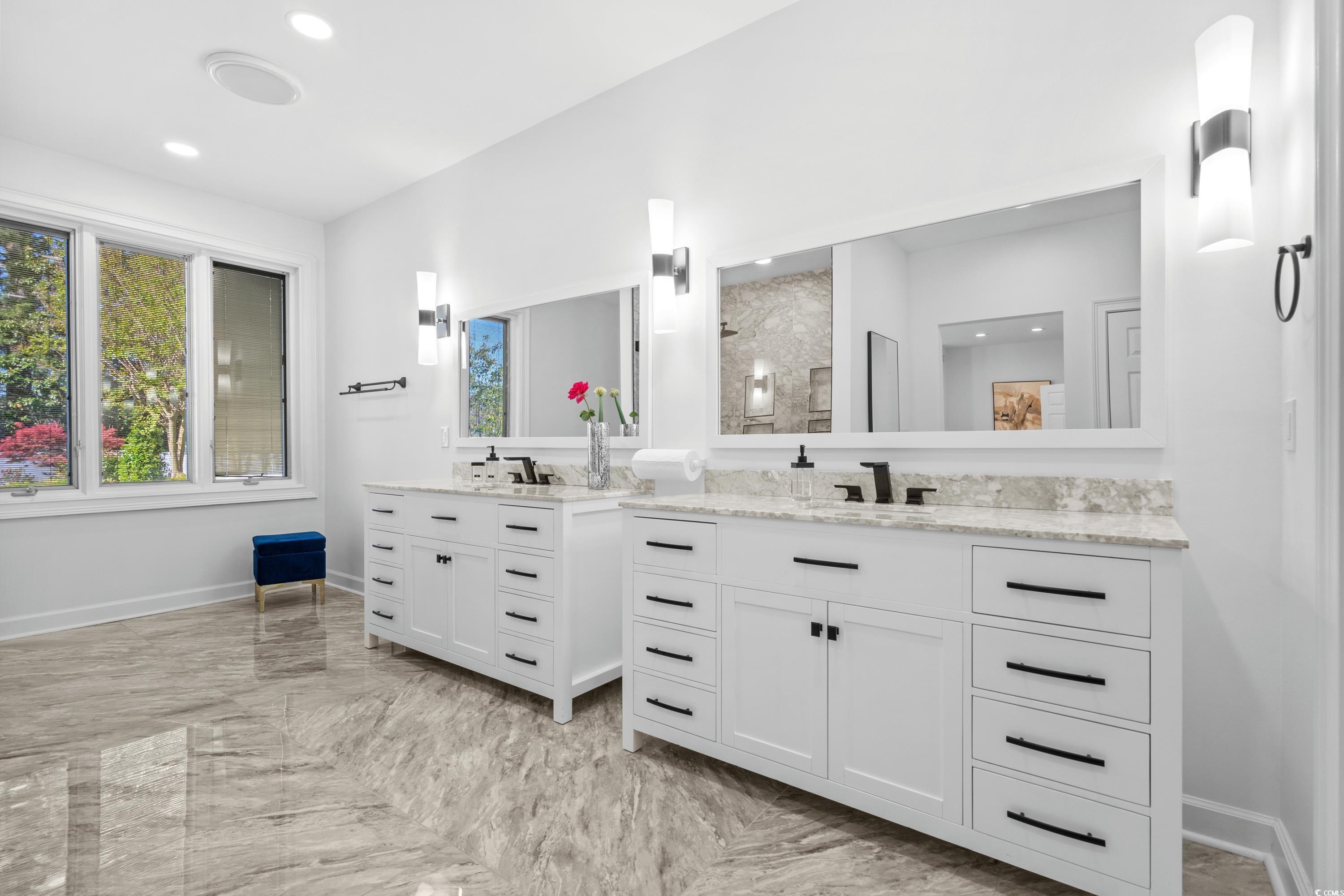 3700 Waterford Dr.
