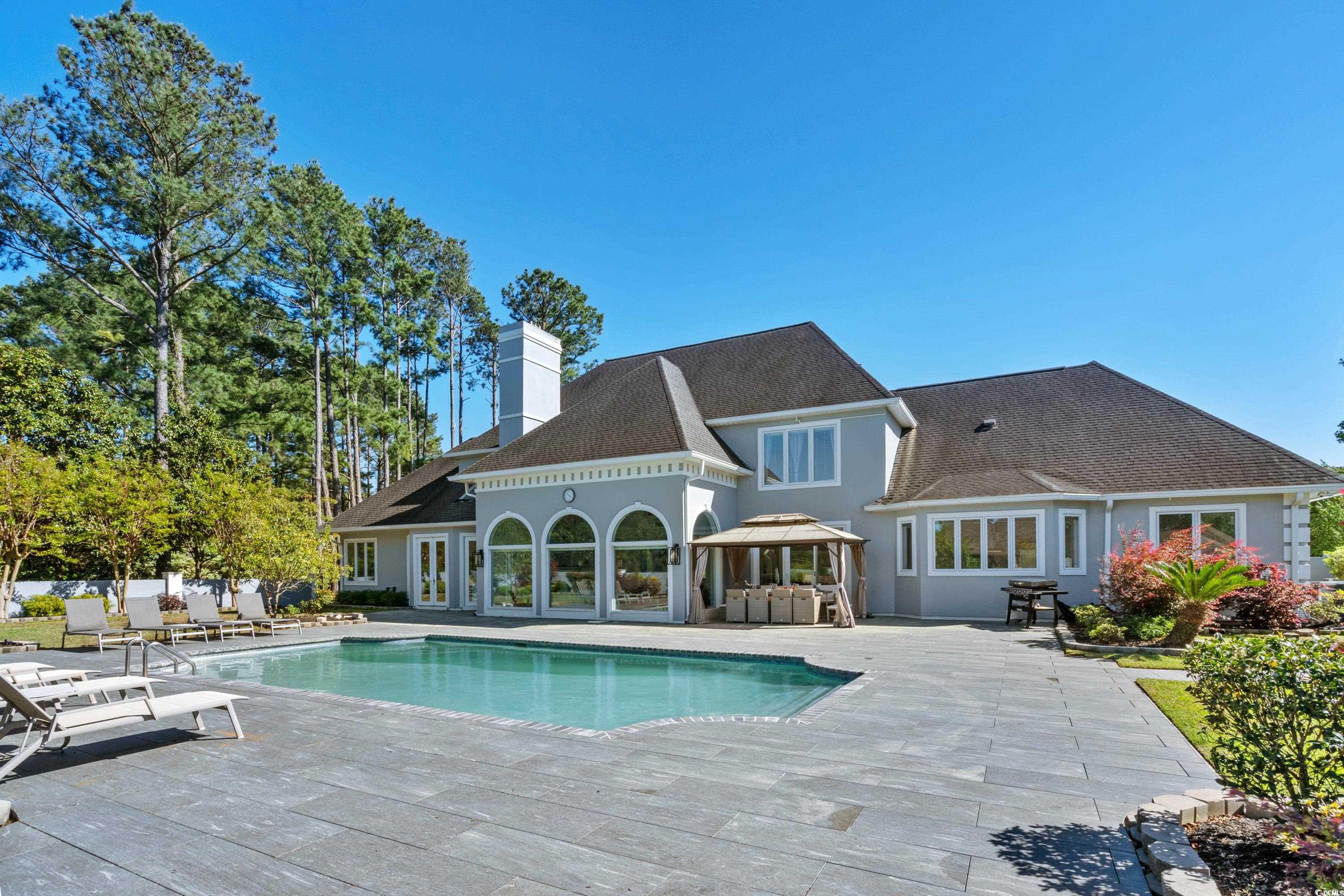 3700 Waterford Dr.