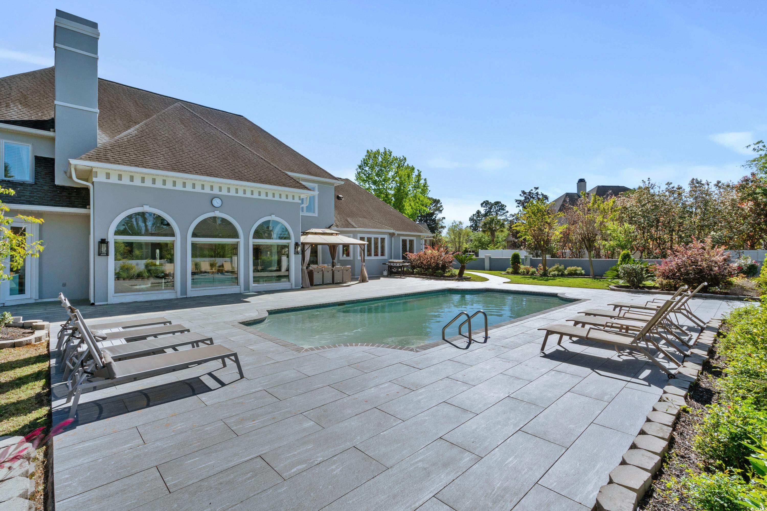 3700 Waterford Dr.