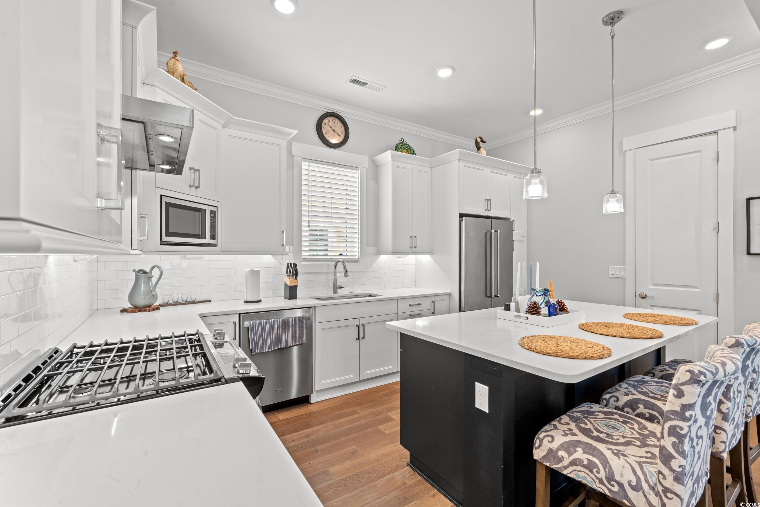 8057 Laurel Ash Ave.