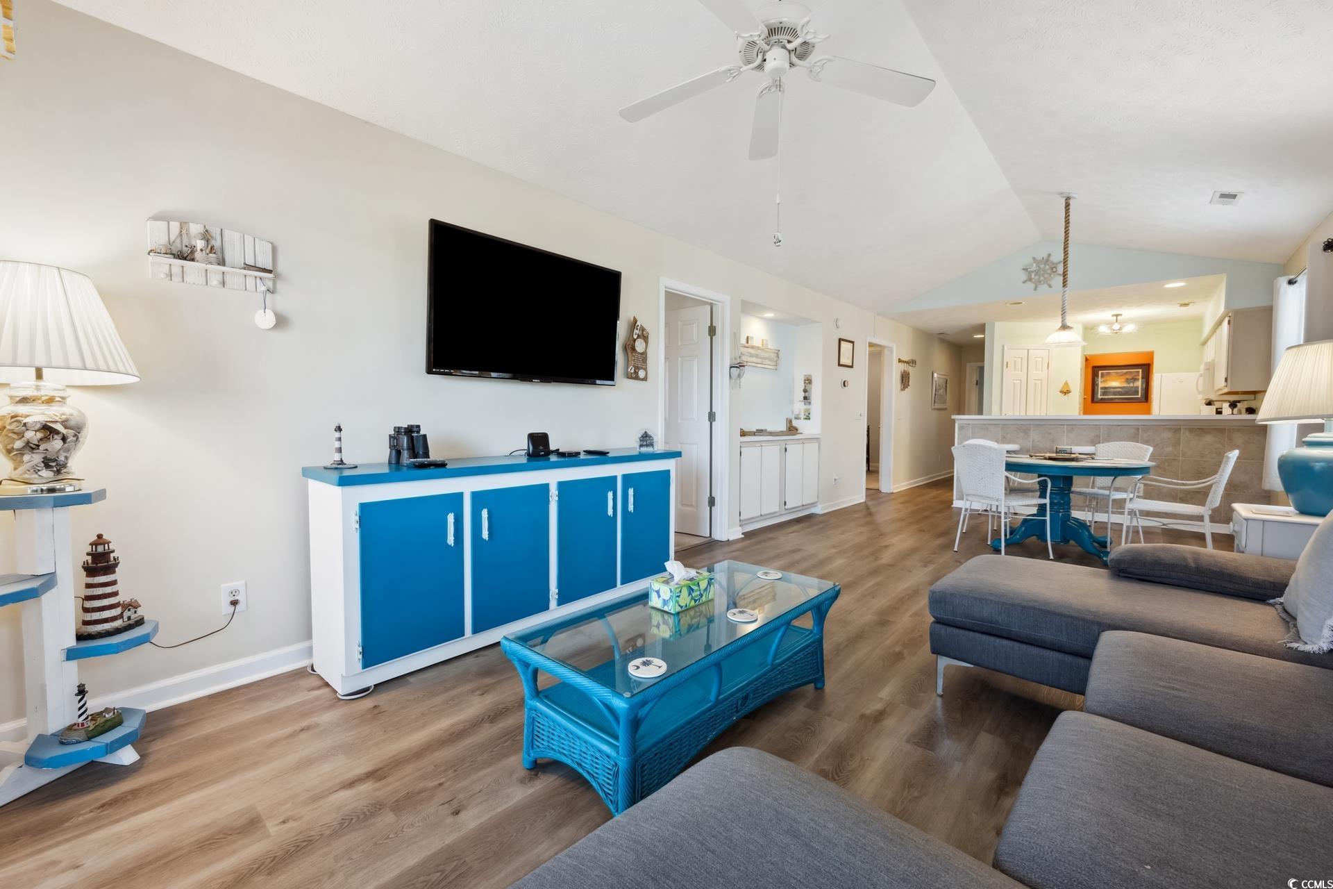 366 Pinehurst Ln. Unit: 13E