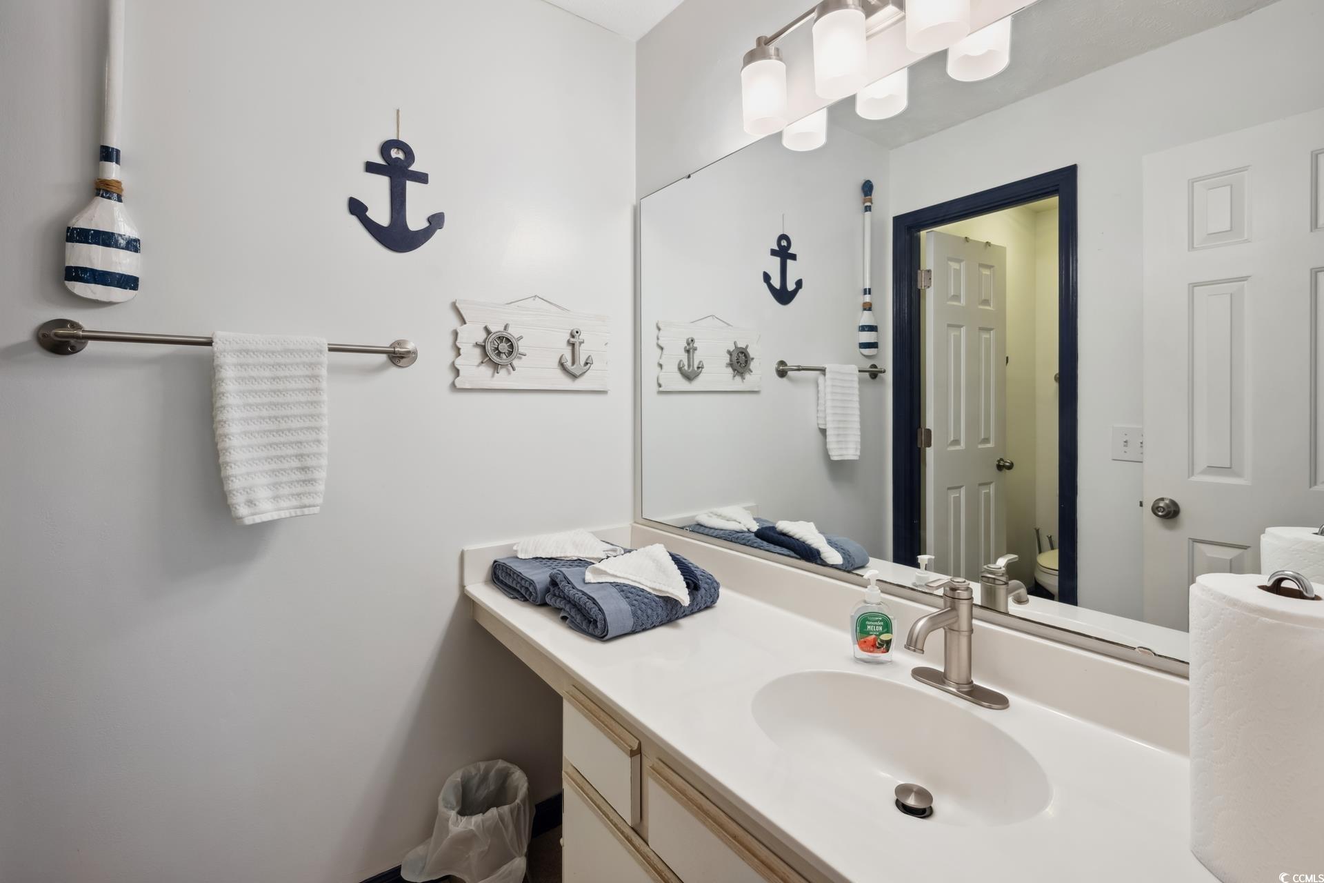 366 Pinehurst Ln. Unit: 13E