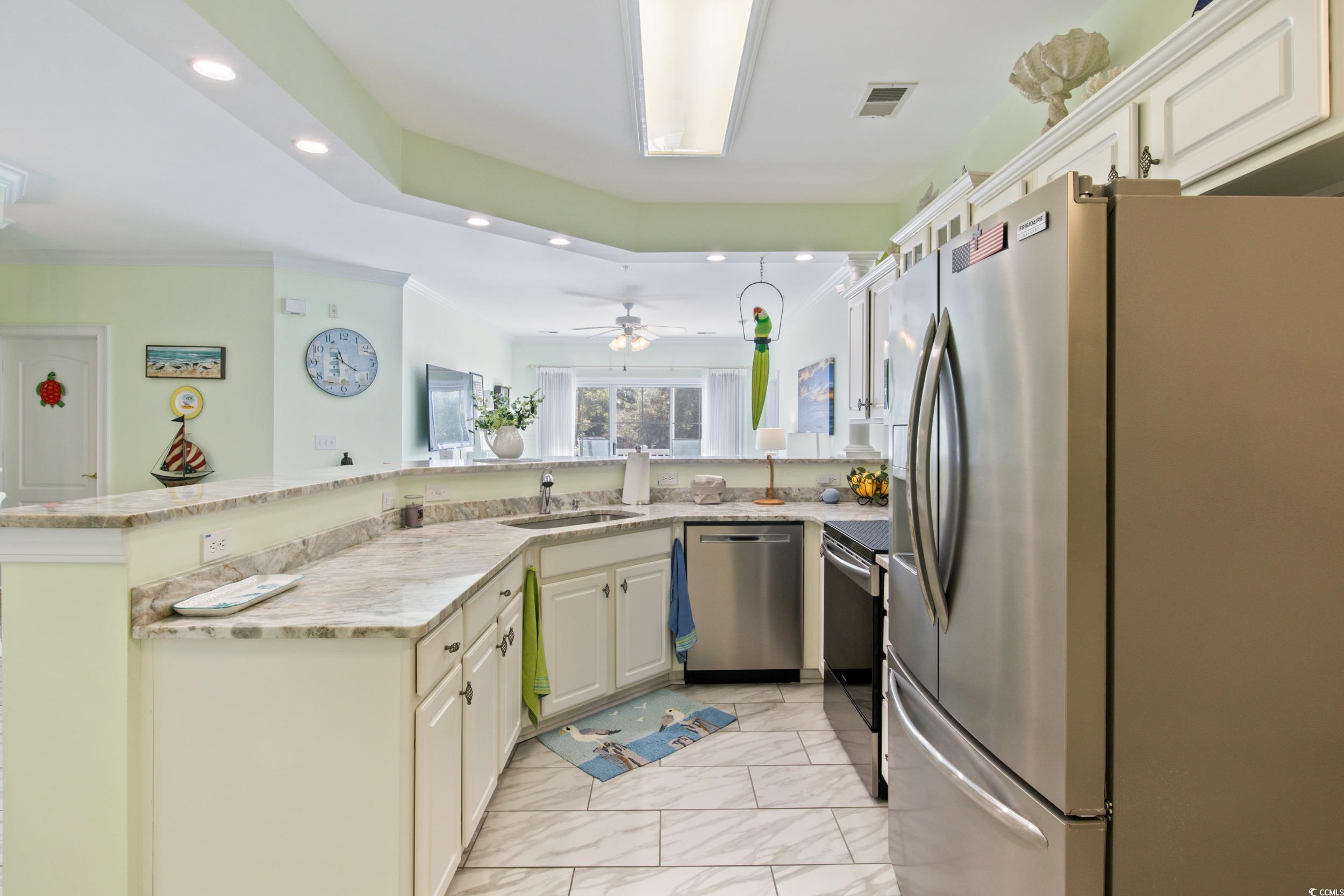 2180 Waterview Dr. Unit: 733