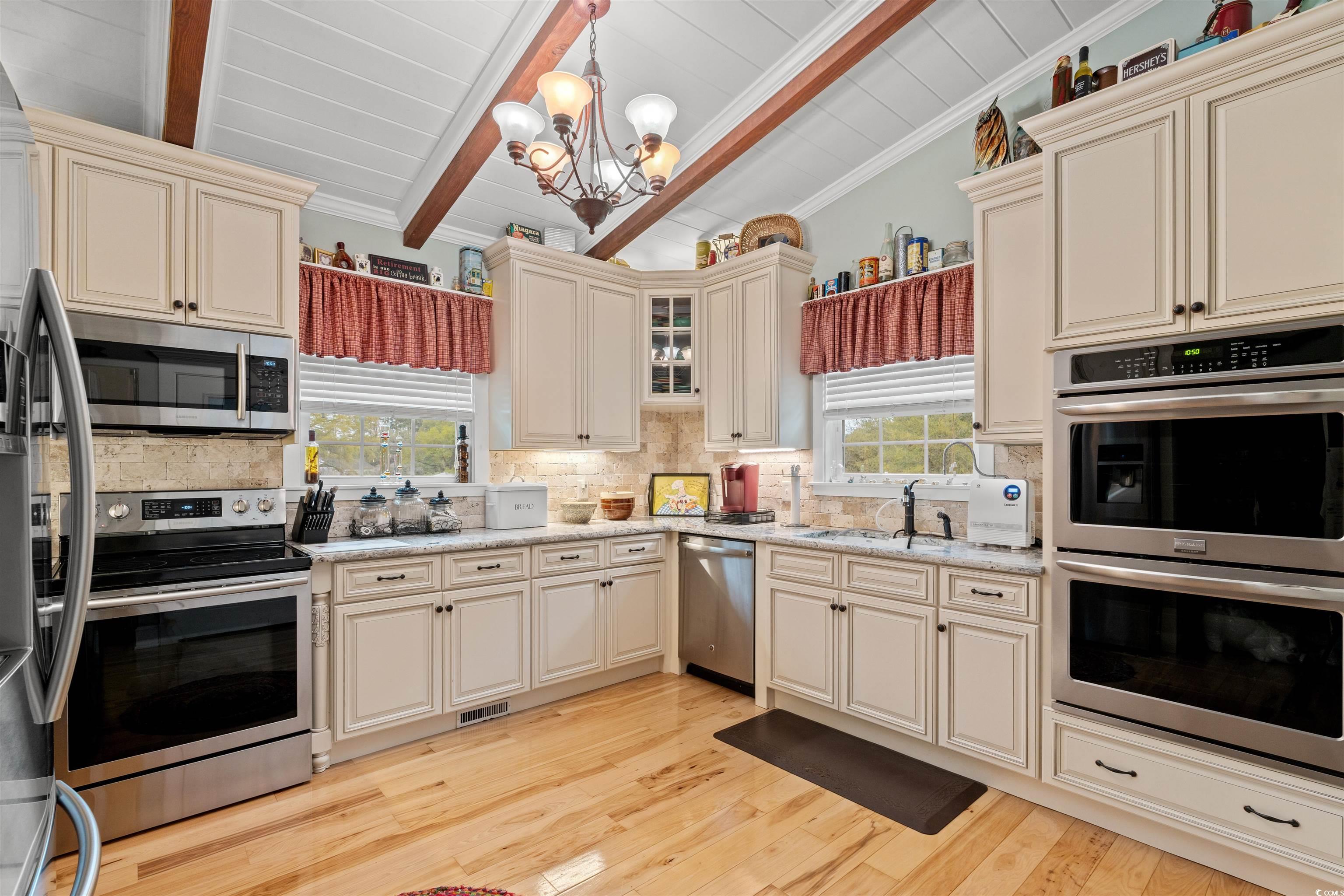 67 Kingsbury Pl.