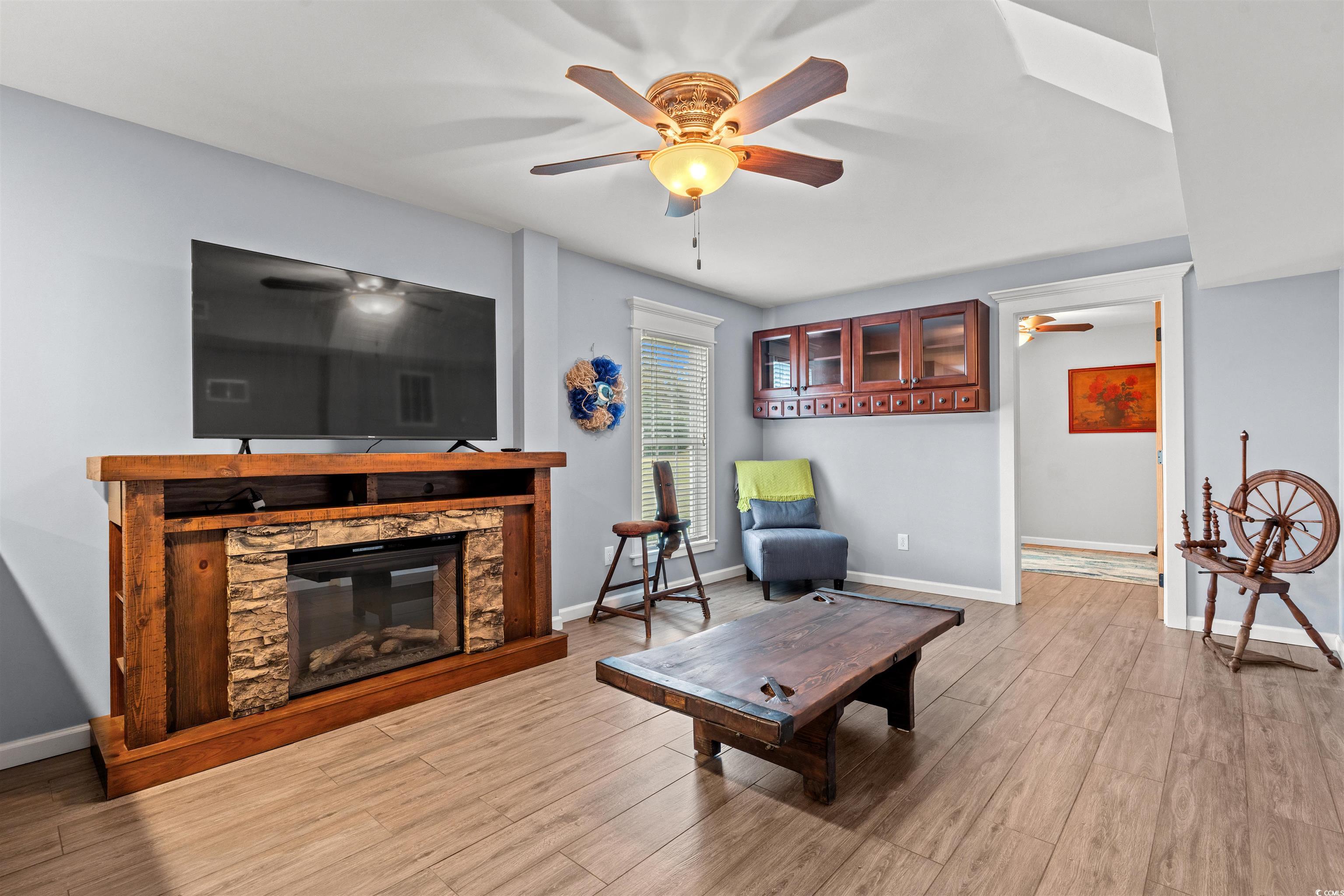 67 Kingsbury Pl.