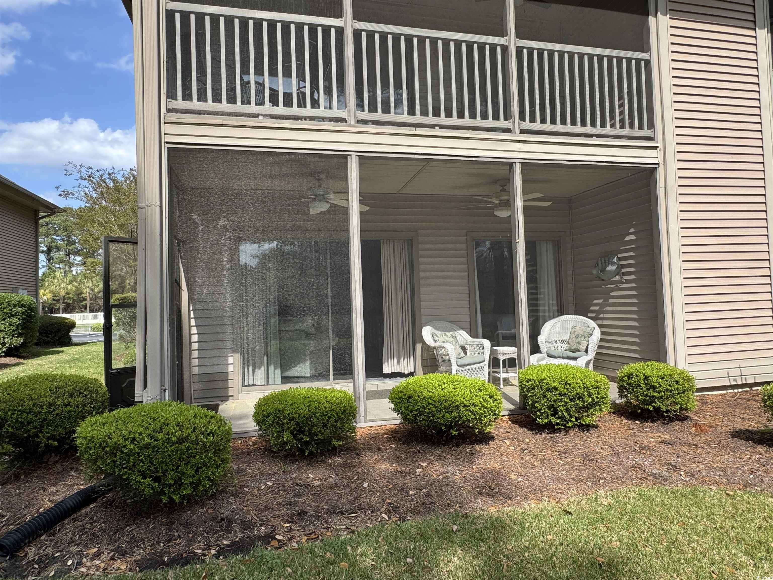 524 Pinehurst Ln. Unit: 19D