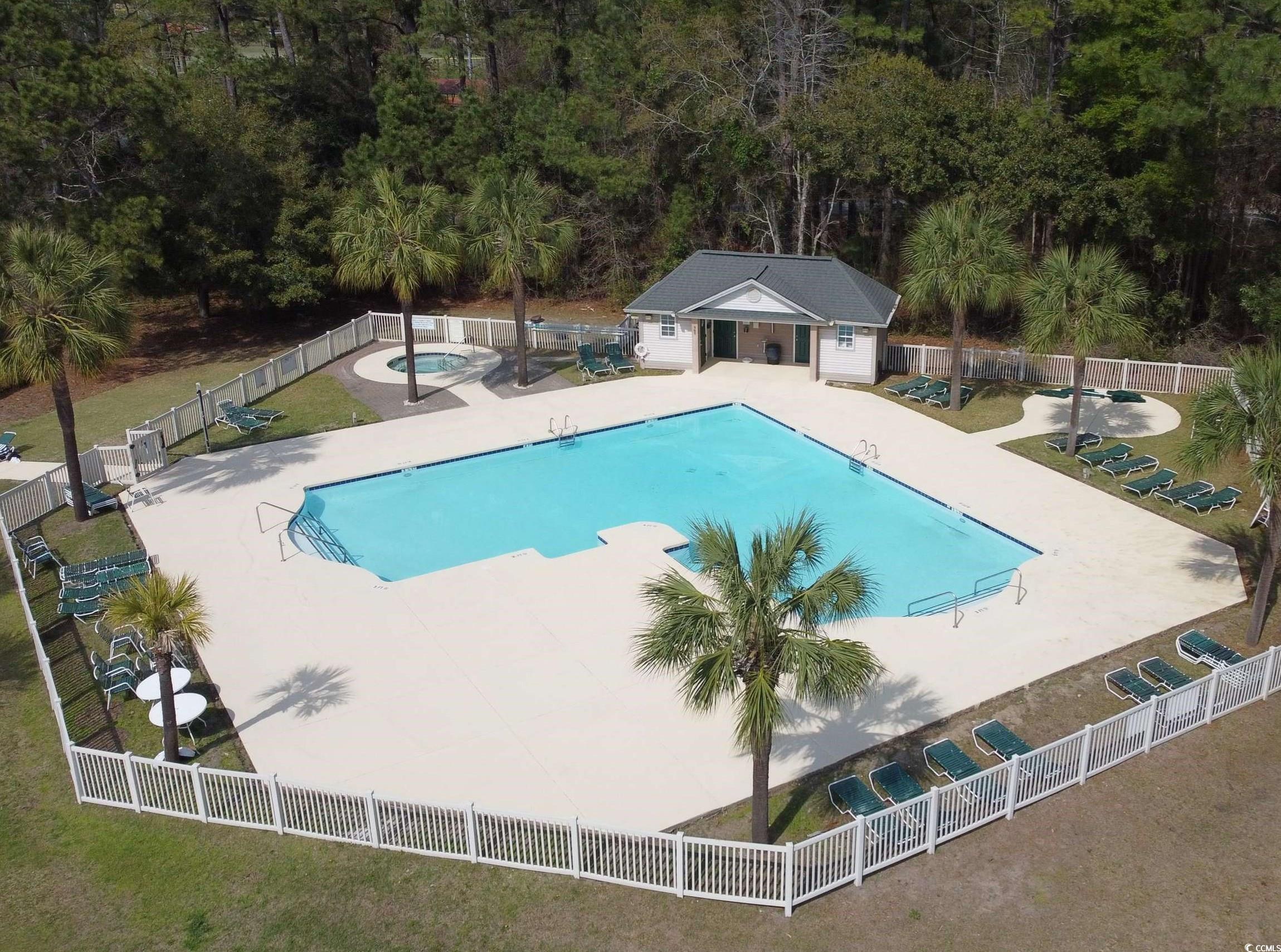 524 Pinehurst Ln. Unit: 19D