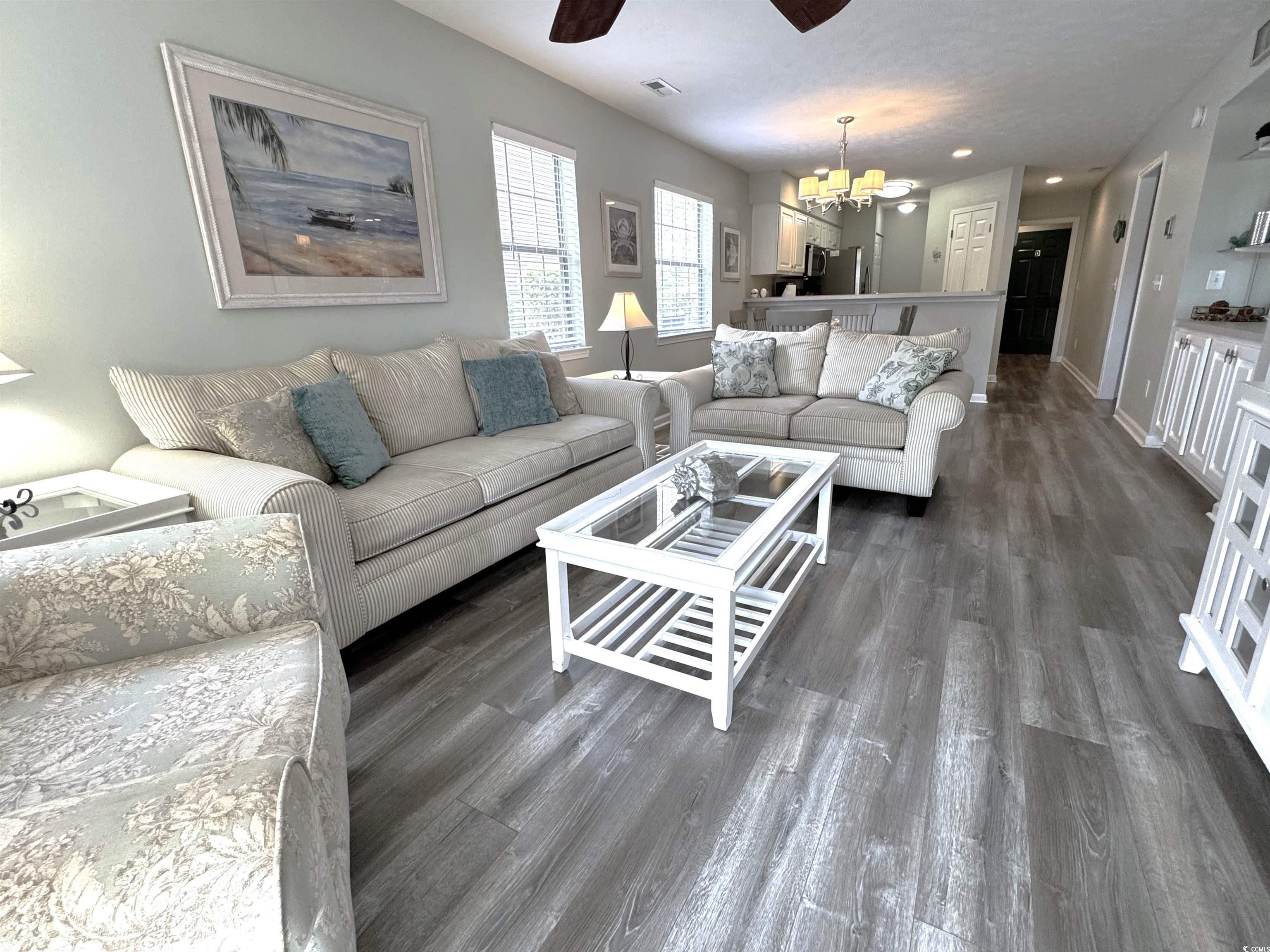 524 Pinehurst Ln. Unit: 19D