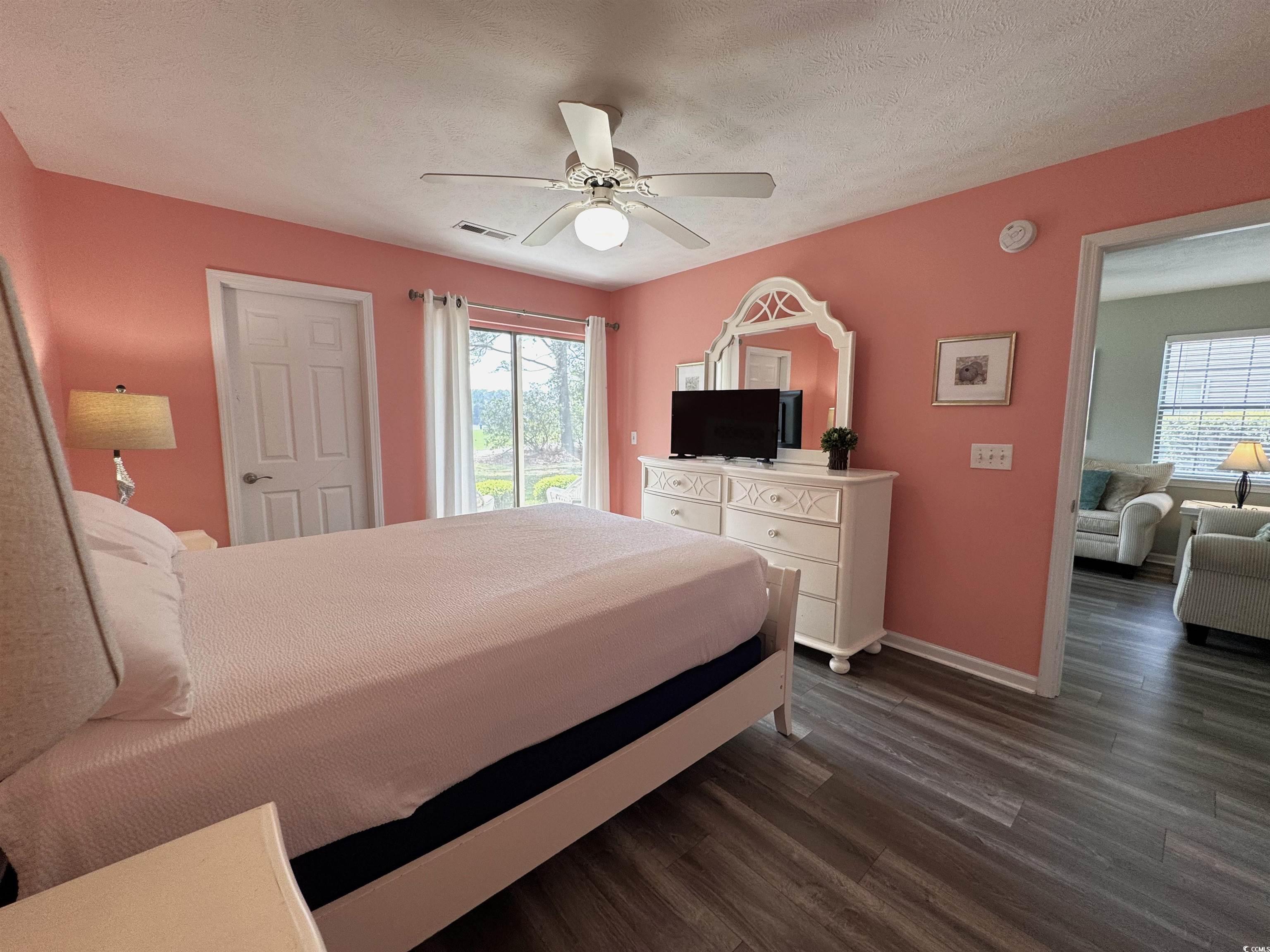 524 Pinehurst Ln. Unit: 19D