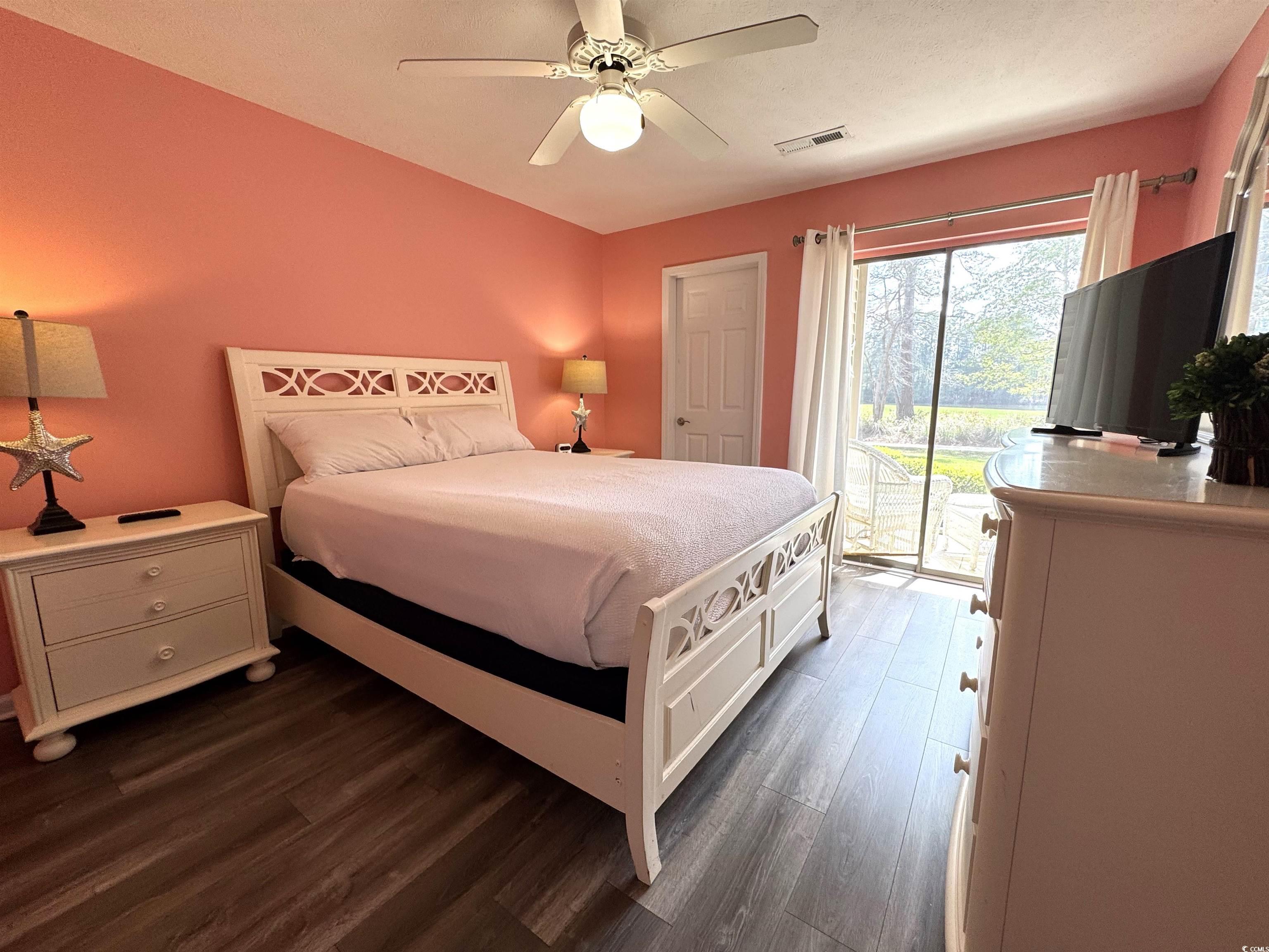 524 Pinehurst Ln. Unit: 19D